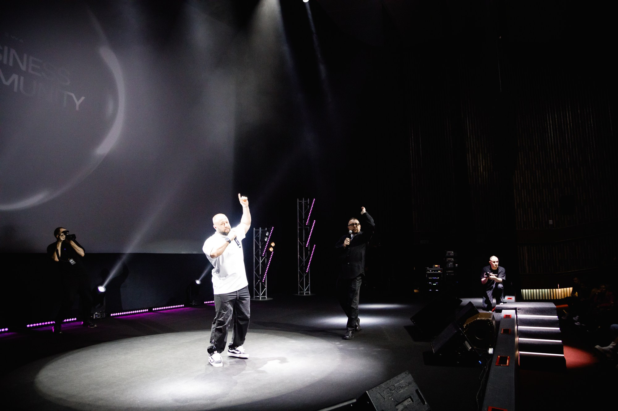 EWA Product. Бизнес фотограф в Новосибирске Александр Рощин