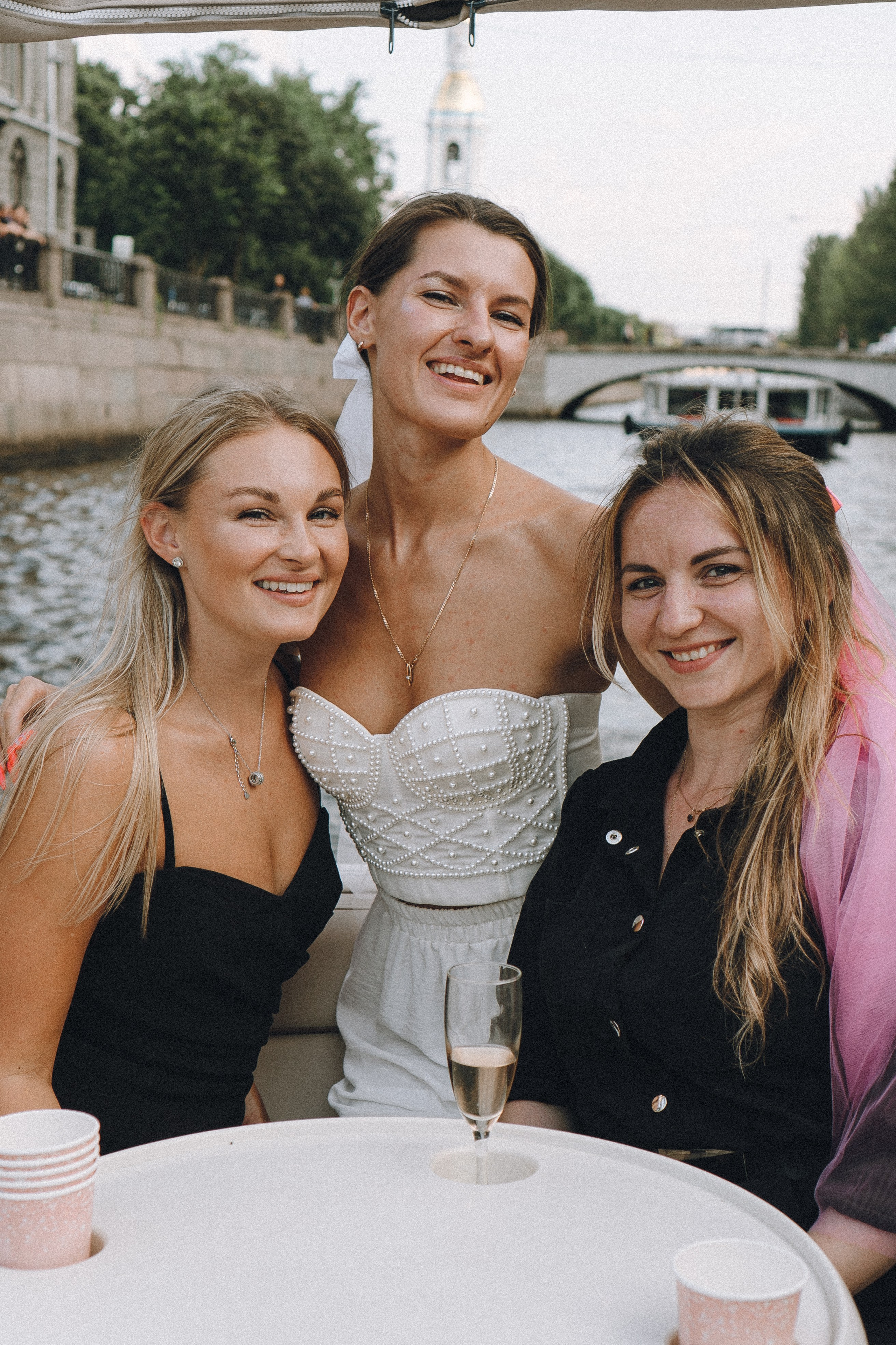 ДЕВИЧНИК НА КАТЕРЕ. Профессиональный фотограф, Санкт-Петербург — Виктория Богомолова