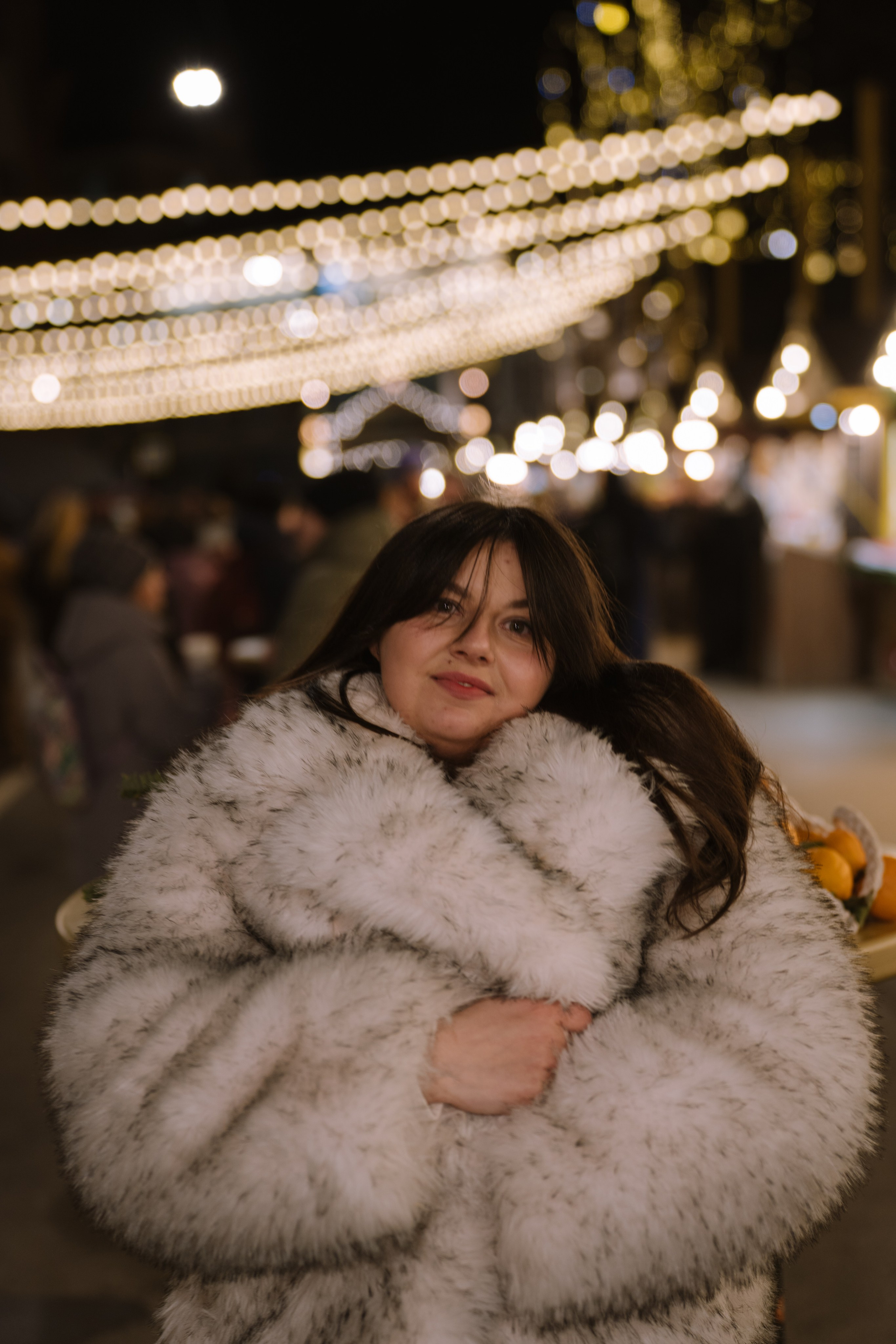 ПРОГУЛКА НА МАНЕЖНОЙ ПЛОЩАДИ ДЛЯ ДЕВУШКИ ПЕРЕД НОВЫМ ГОДОМ (НОВОГОДНЯЯ ФОТОСЕССИИЯ НА МАНЕЖНОЙ ПЛОЩАДИ). Профессиональный фотограф, Санкт-Петербург — Виктория Богомолова