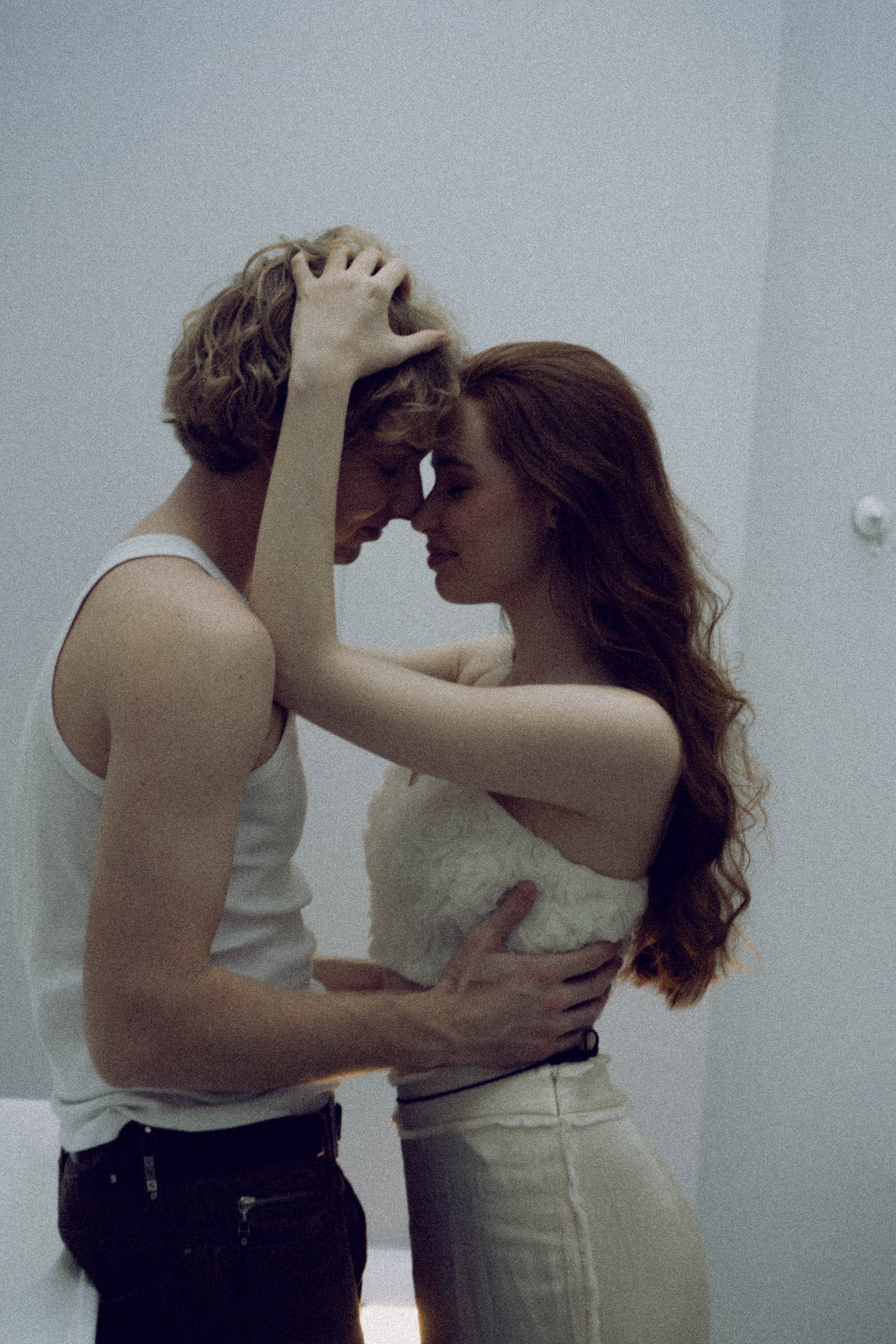 СВАДЕБНАЯ СЬЕМКА В ОТЕЛЕ. СБОРЫ ЖЕНИХА И НЕВЕСТЫ И ТАКЖЕ ТОР И ПОДГОТОВКА К ПРОГУЛКЕ. Профессиональный фотограф, Санкт-Петербург — Виктория Богомолова