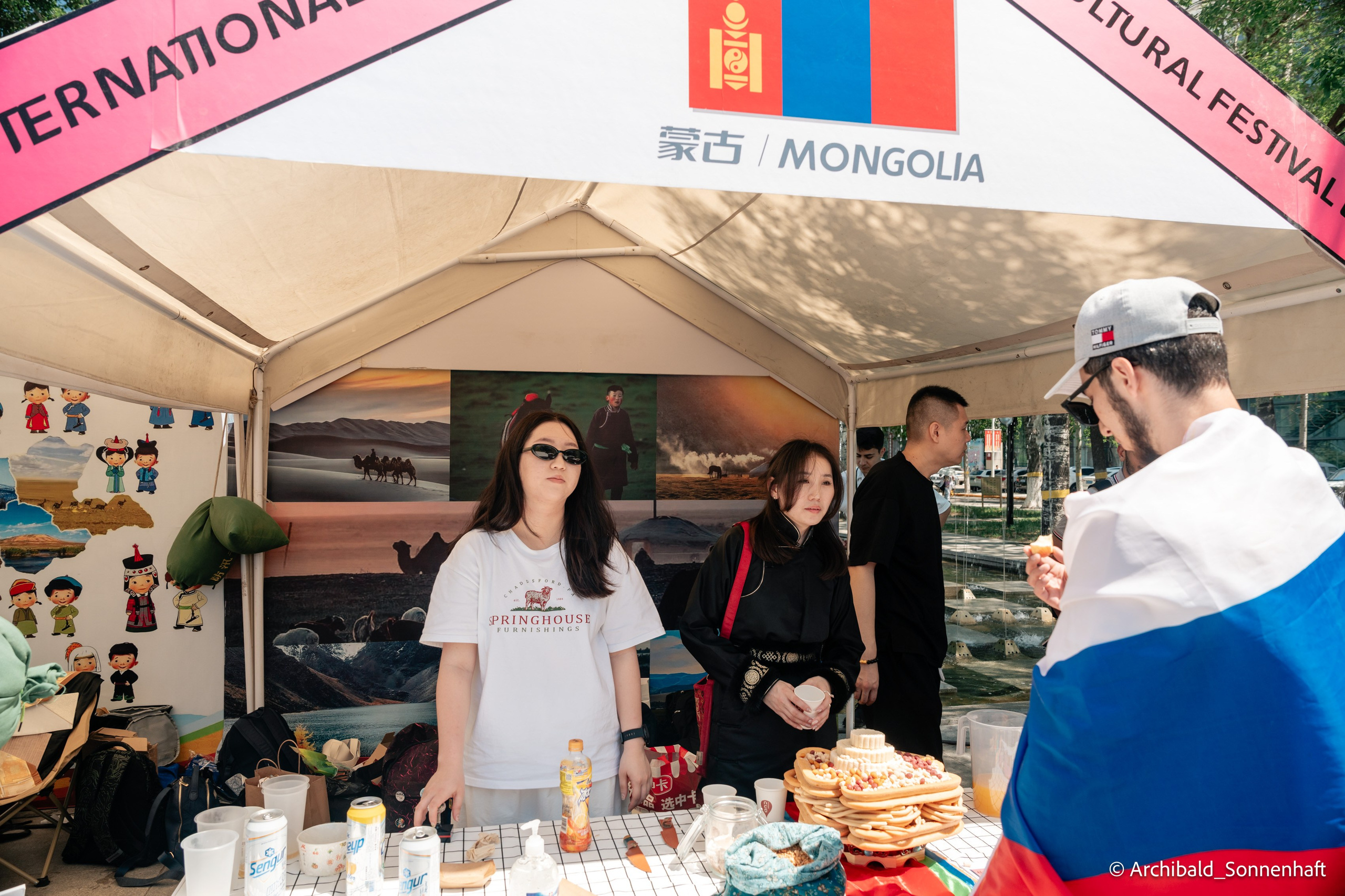 TJU Cultural Festival. Photographer in Guangzhou, China. Archibald Sonnenhaft