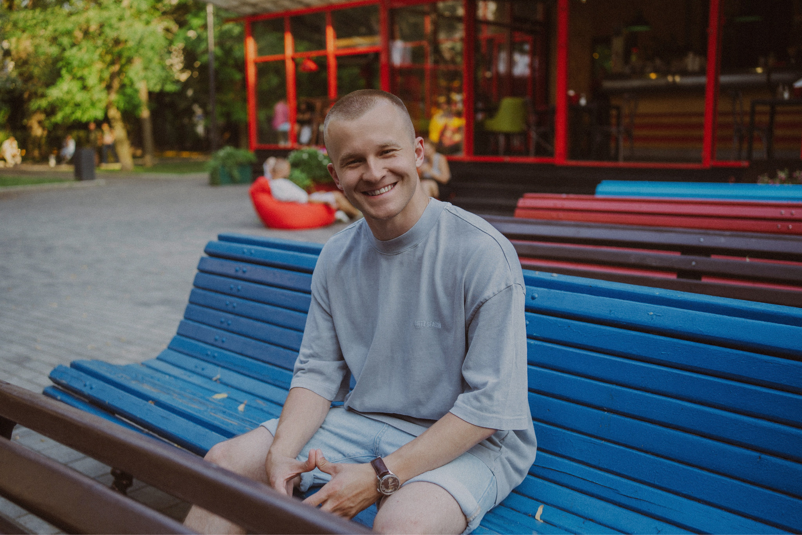 В кадре: педагог. Творческие фотосессии в Москве. Фотоальбом лидера группы ЯЛО