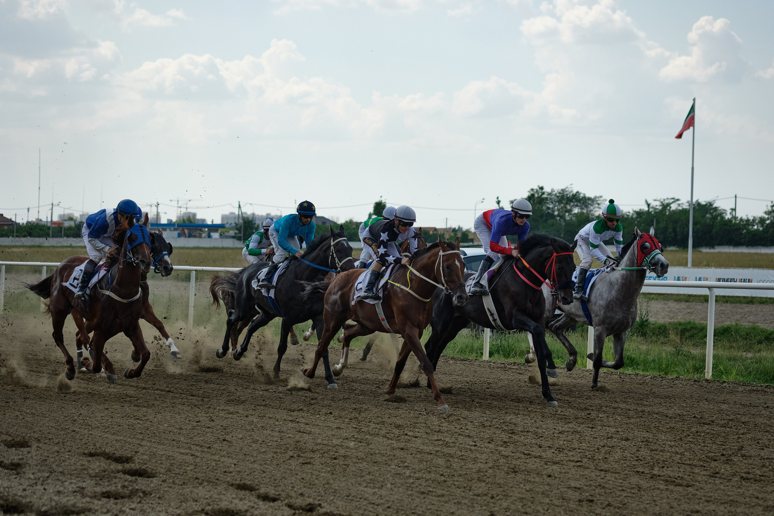 Скачки. Предметный фотограф в Краснодаре
