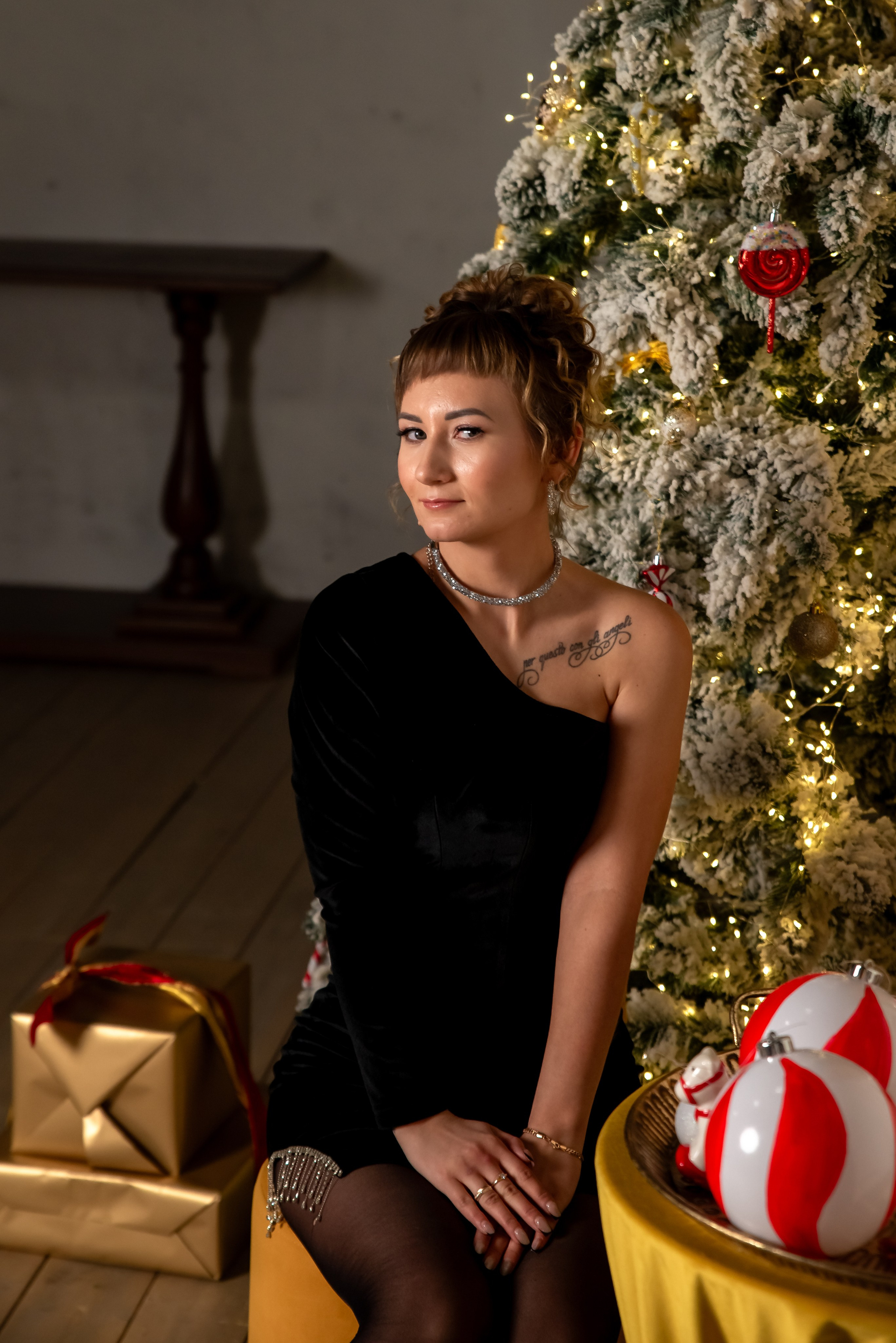 Новогодняя студийная. Фотограф Крещение Венчание Москва