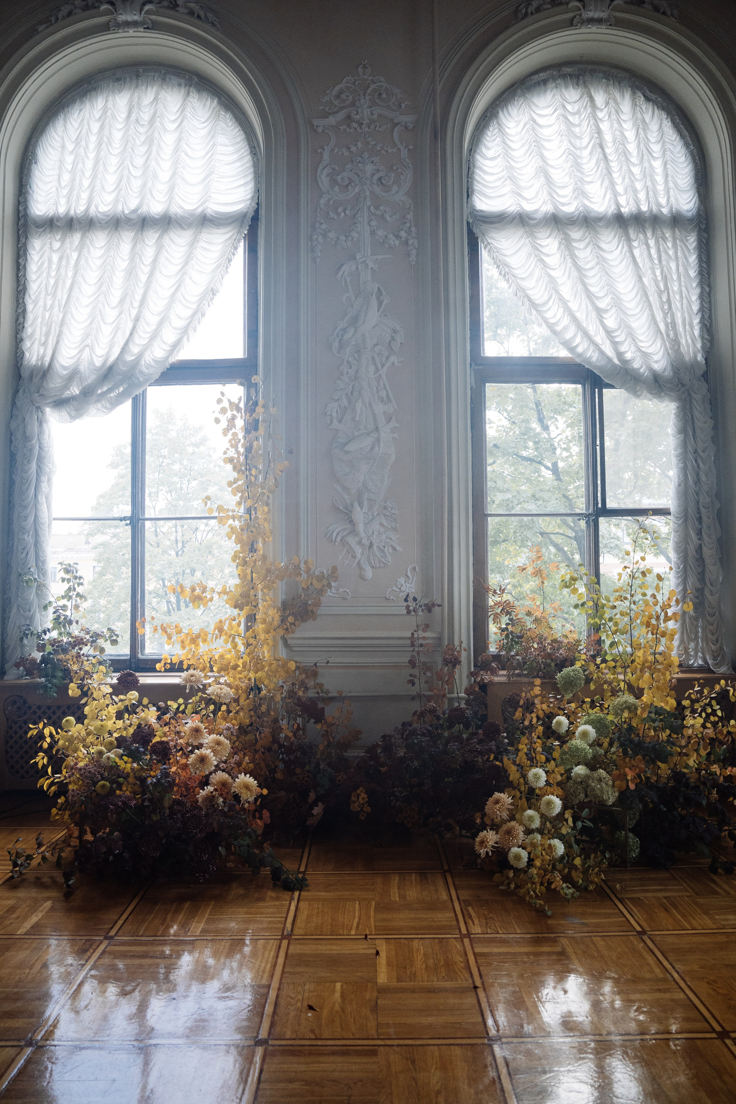 Современная свадьба во дворце. Свадебный фотограф организатор в Санкт-Петербурге Ассоль Опарина