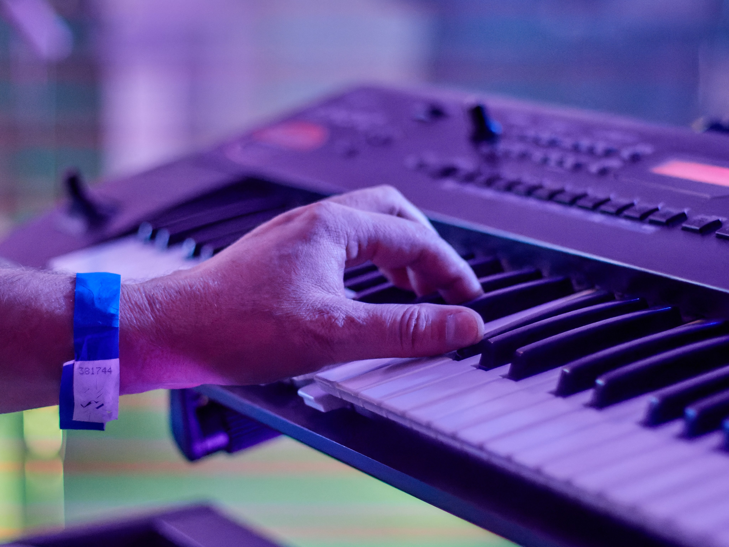 Квартирник «Без тормозов». Семейный и детский фотограф в Междуреченск Олег Бамбульский