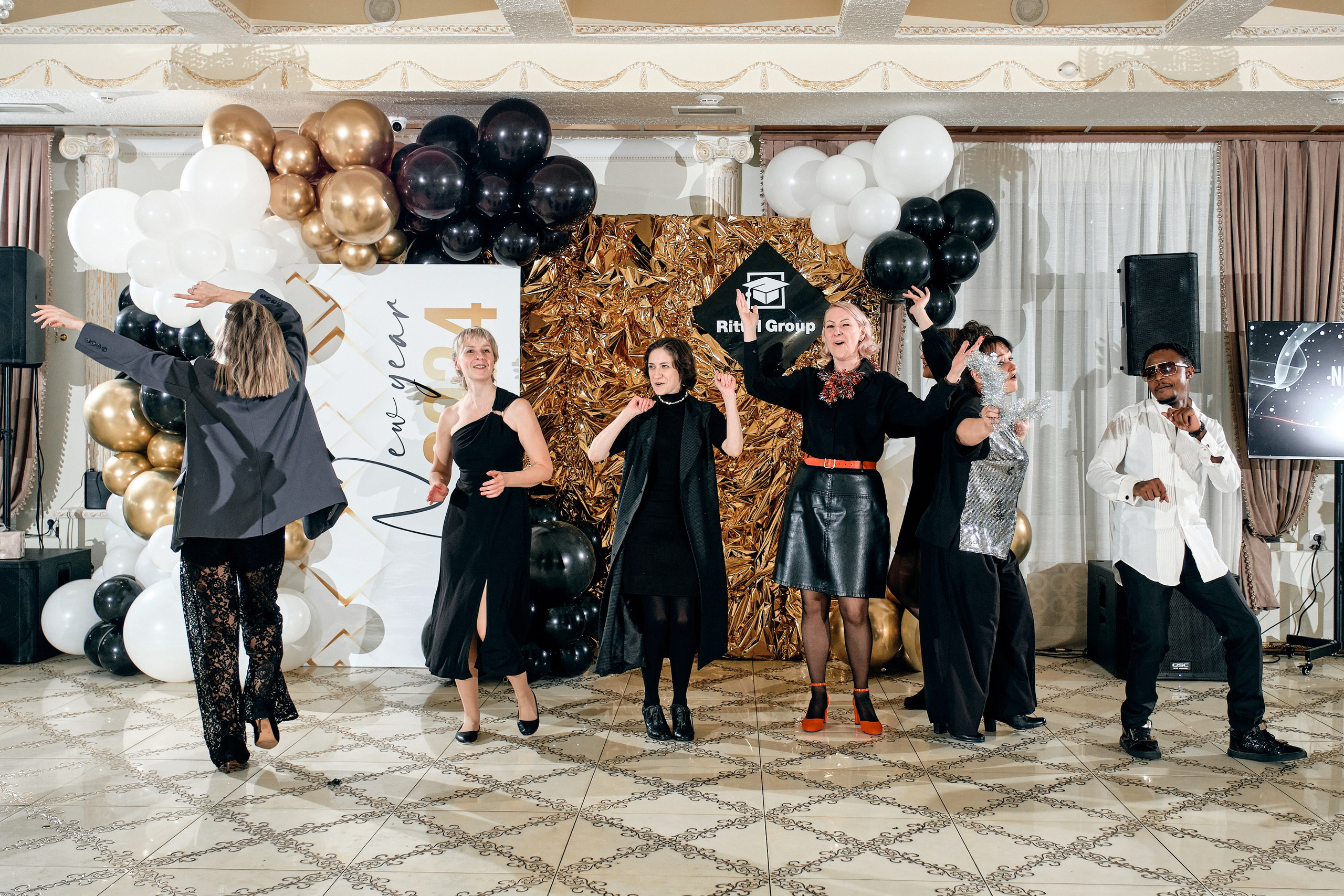 NEW YEAR PARTY для группы компаний RittelScool. Event агентство PAPRIKA в Екатеринбурге