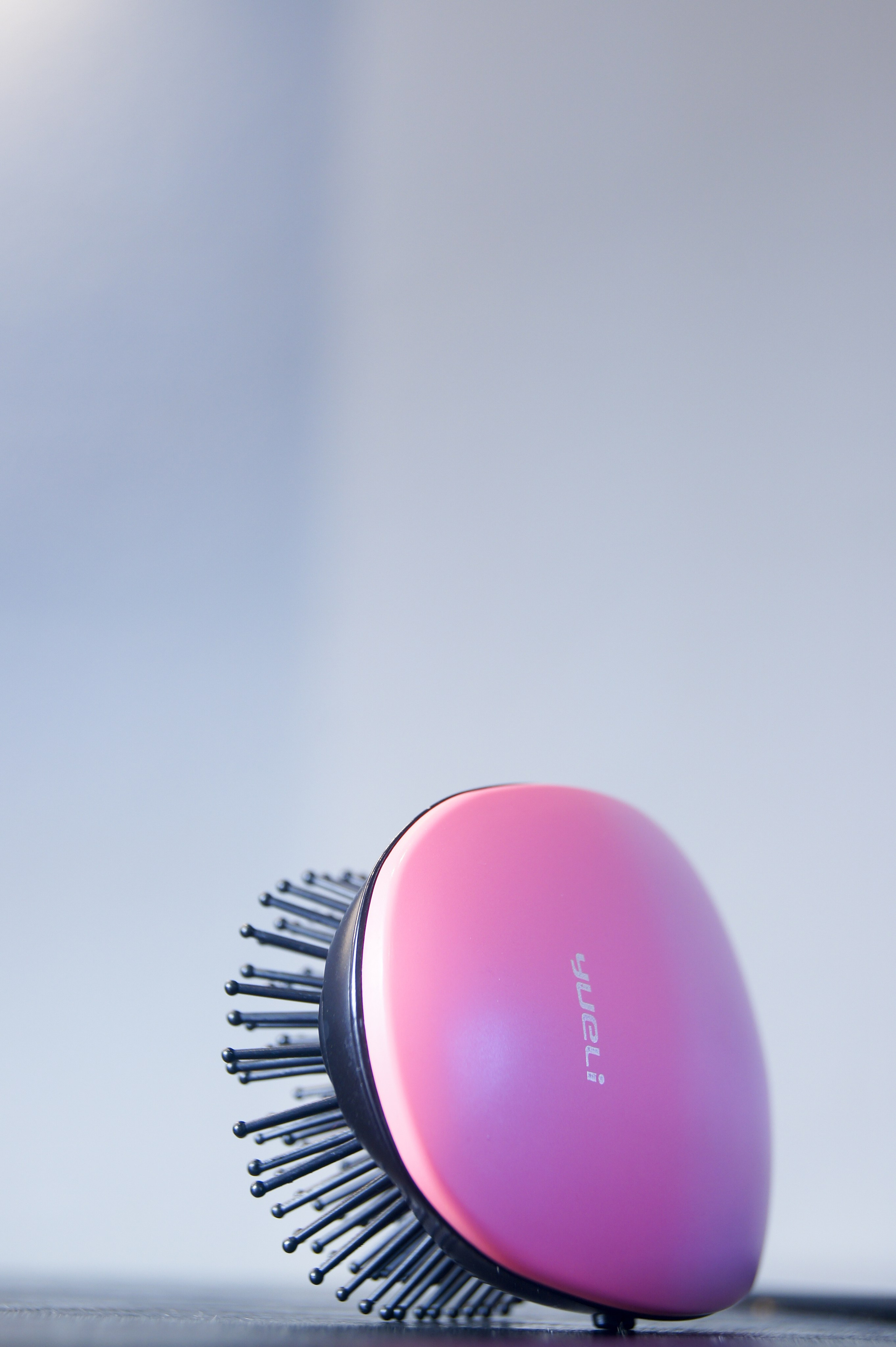 Предметная фотография расчески Xiaomi Yueli. Любовь Каширская — фотограф для малого бизнеса и специалистов