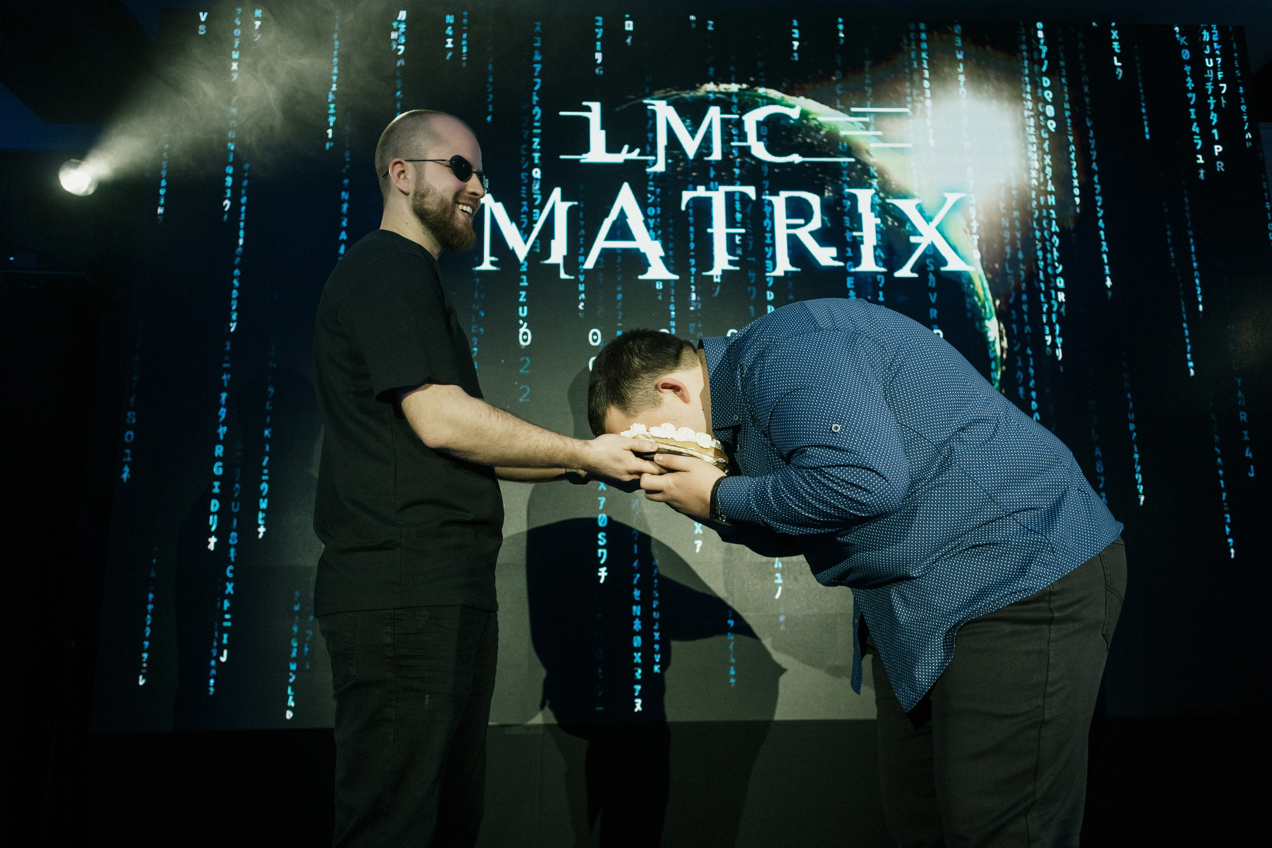 Вечеринка LMC: Атмосфера Матрицы в ресторане Голден Хорс в Таганроге. Свадебный и семейный фотограф в Таганроге Бакарюк Антон