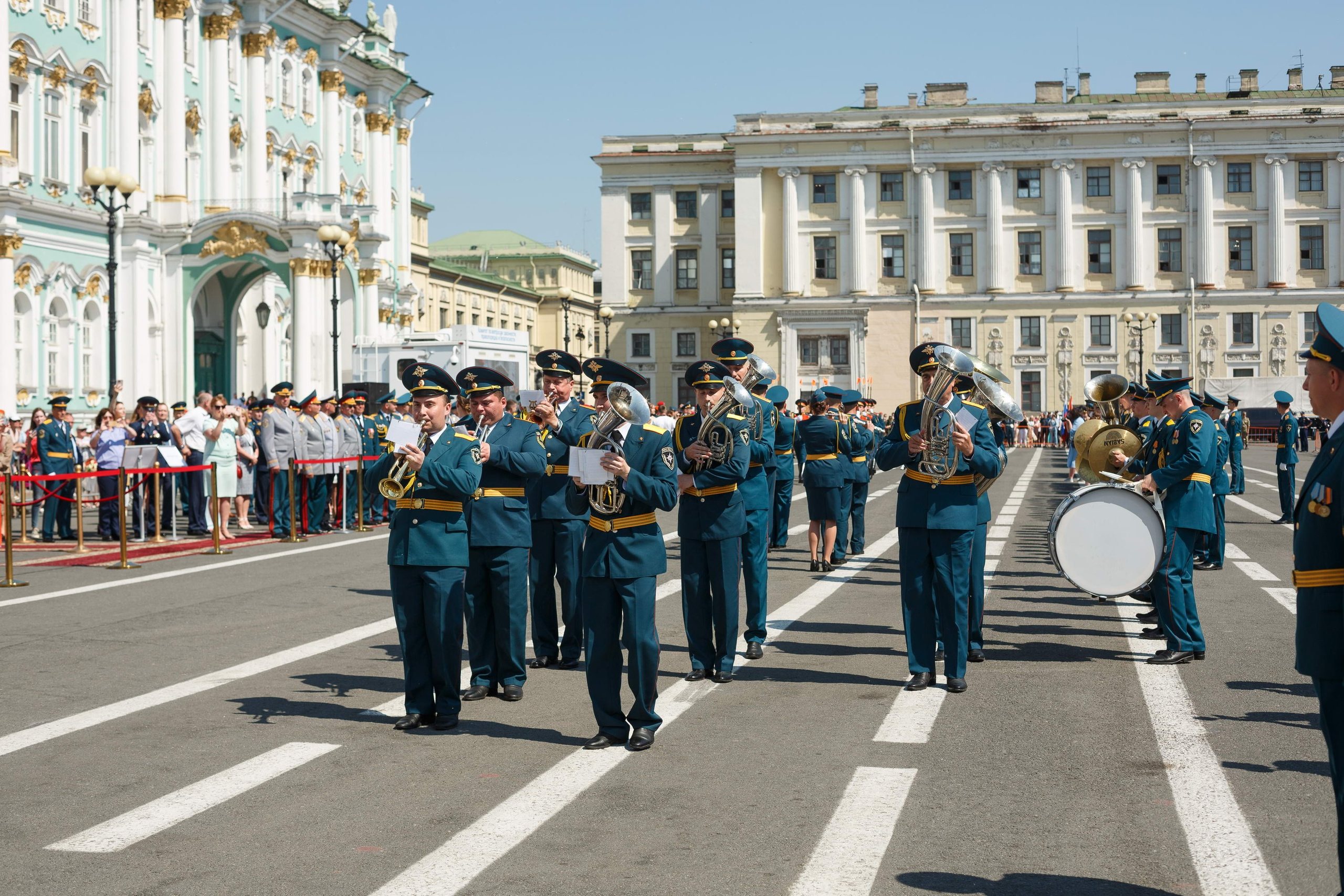 Выпуск офицеров СПб УГПС МЧС России. Свадебный фотограф Игорь Брундасов 8PHOTO на свадьбу венчание загс СПб