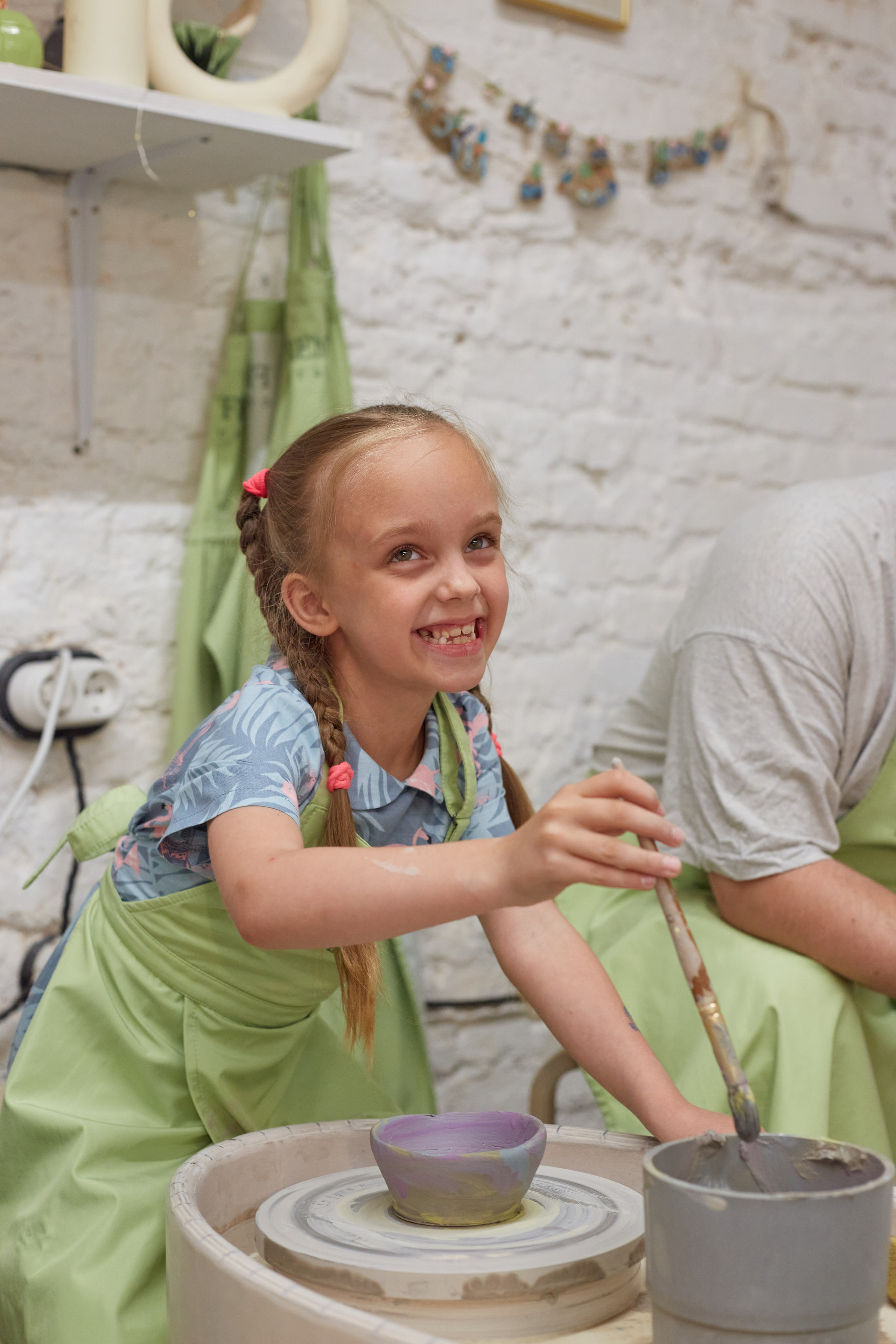 Семья в гончарной мастерской. Budanovaphoto.ru