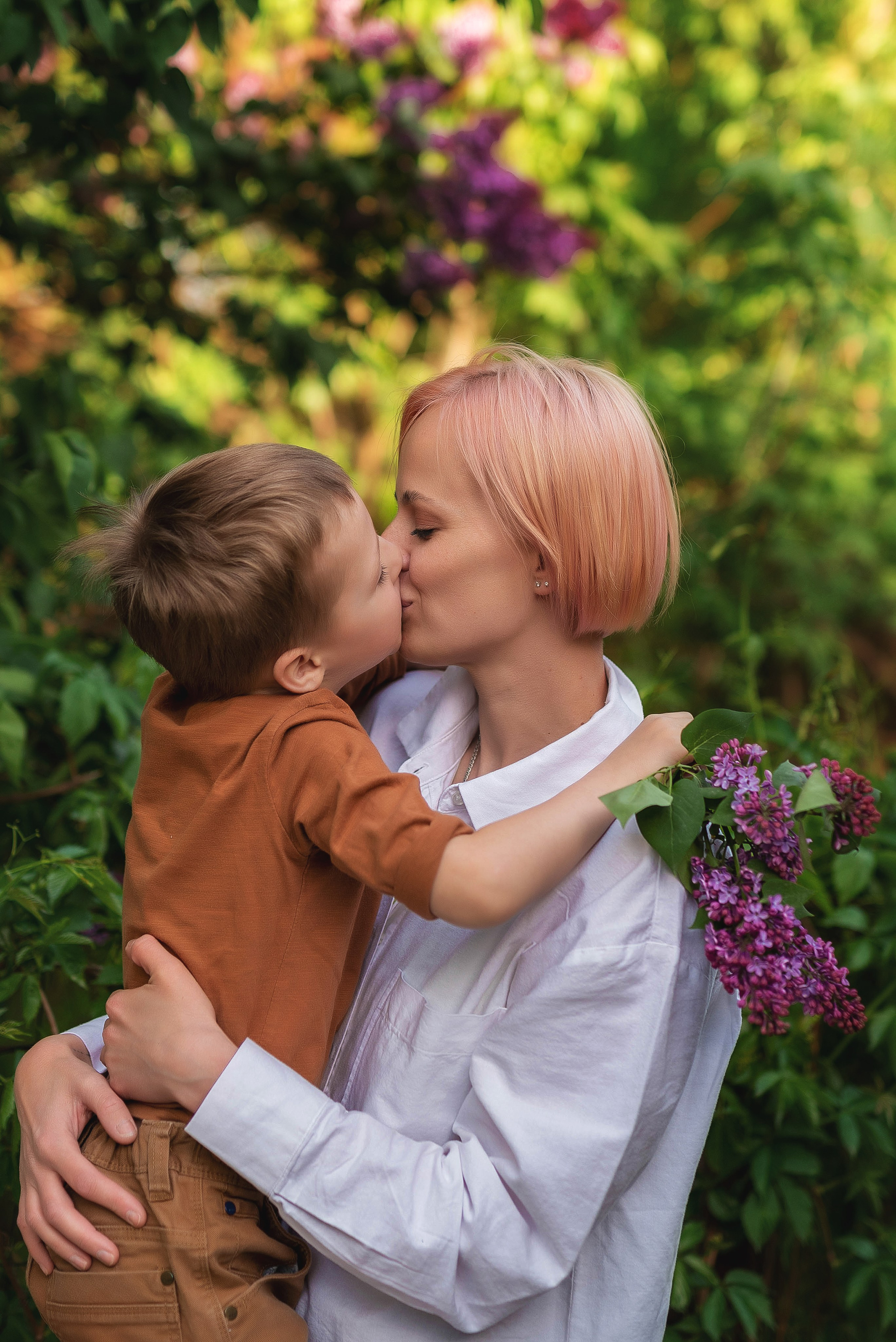 Фотосессия в сирени. Семейный, детский фотограф в Воронеже Анна Никитина