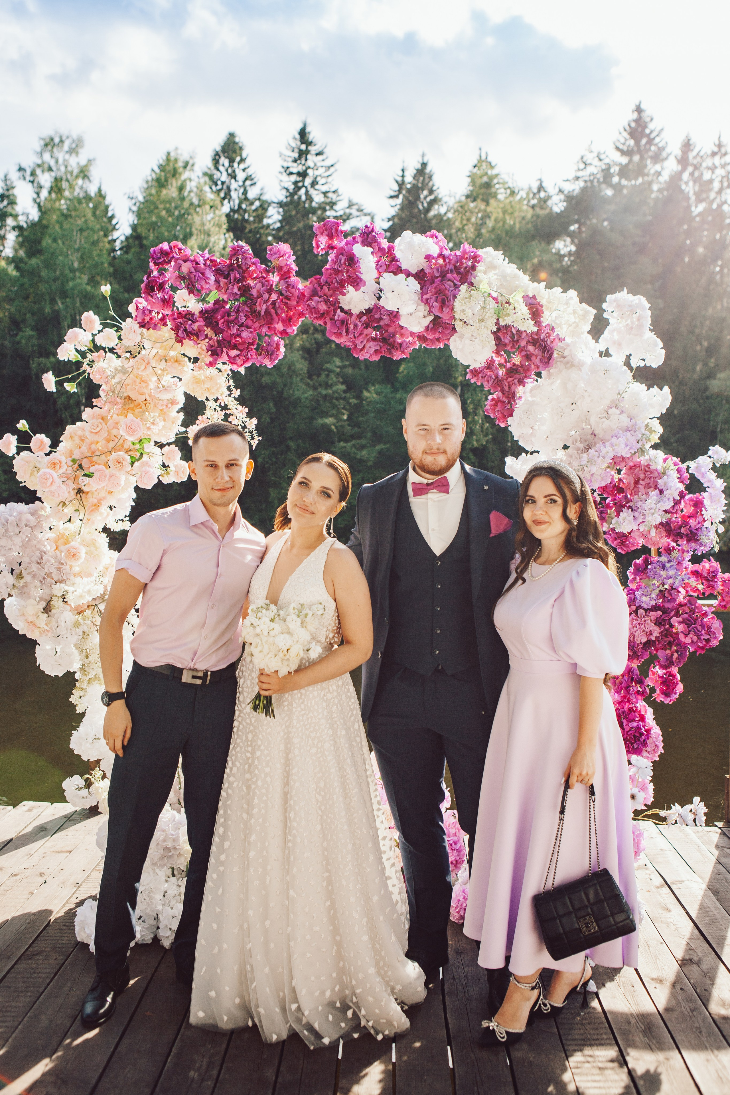 Свадебная фотосессия в отеле hartwell hotel и на патриарших прудах. Фотограф Ольга Ефремова