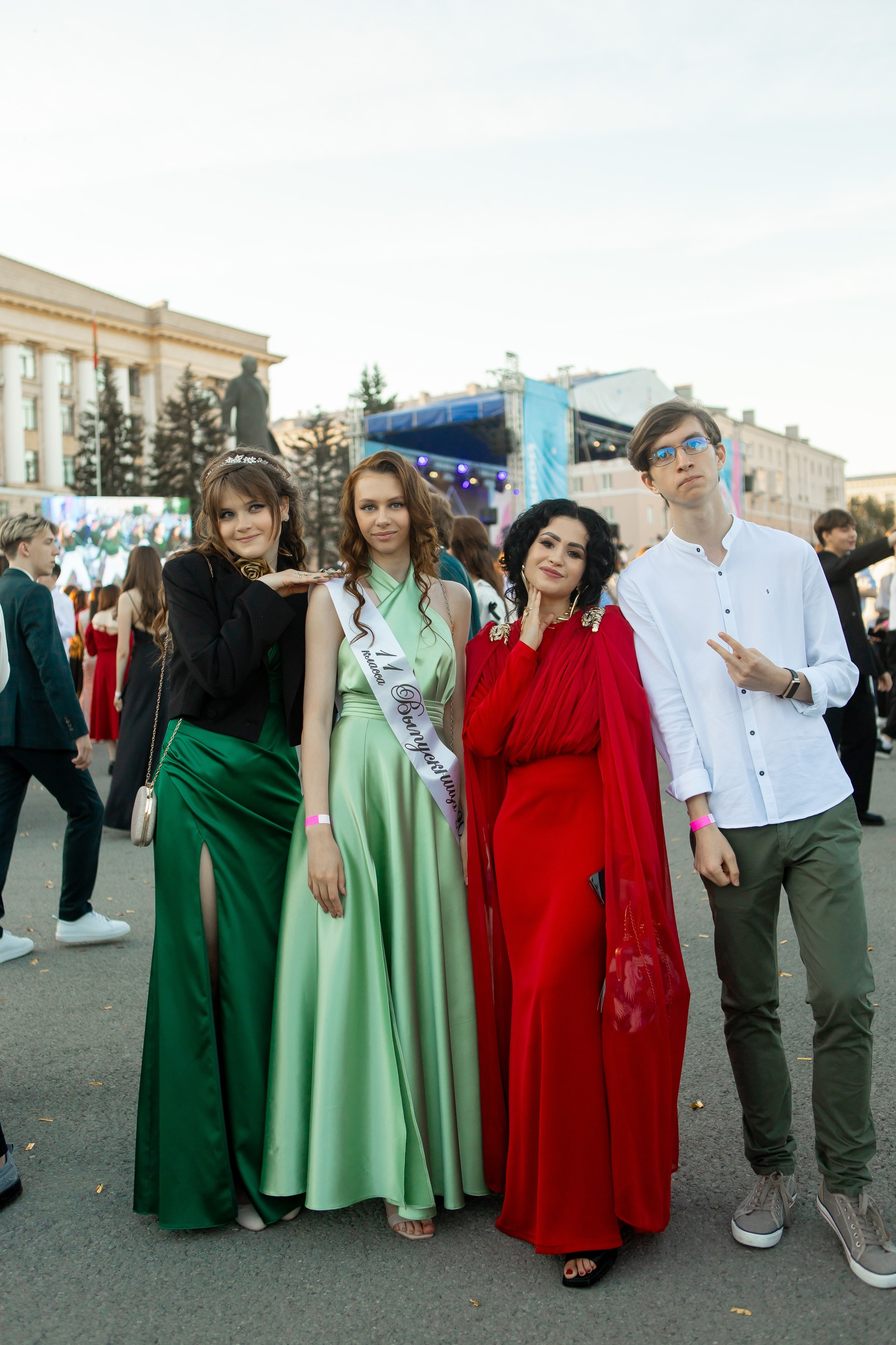 Выпускной Гимназия 12 2024 г. Свадебный и портретный Фотограф в Липецке Дмитрий Котюков