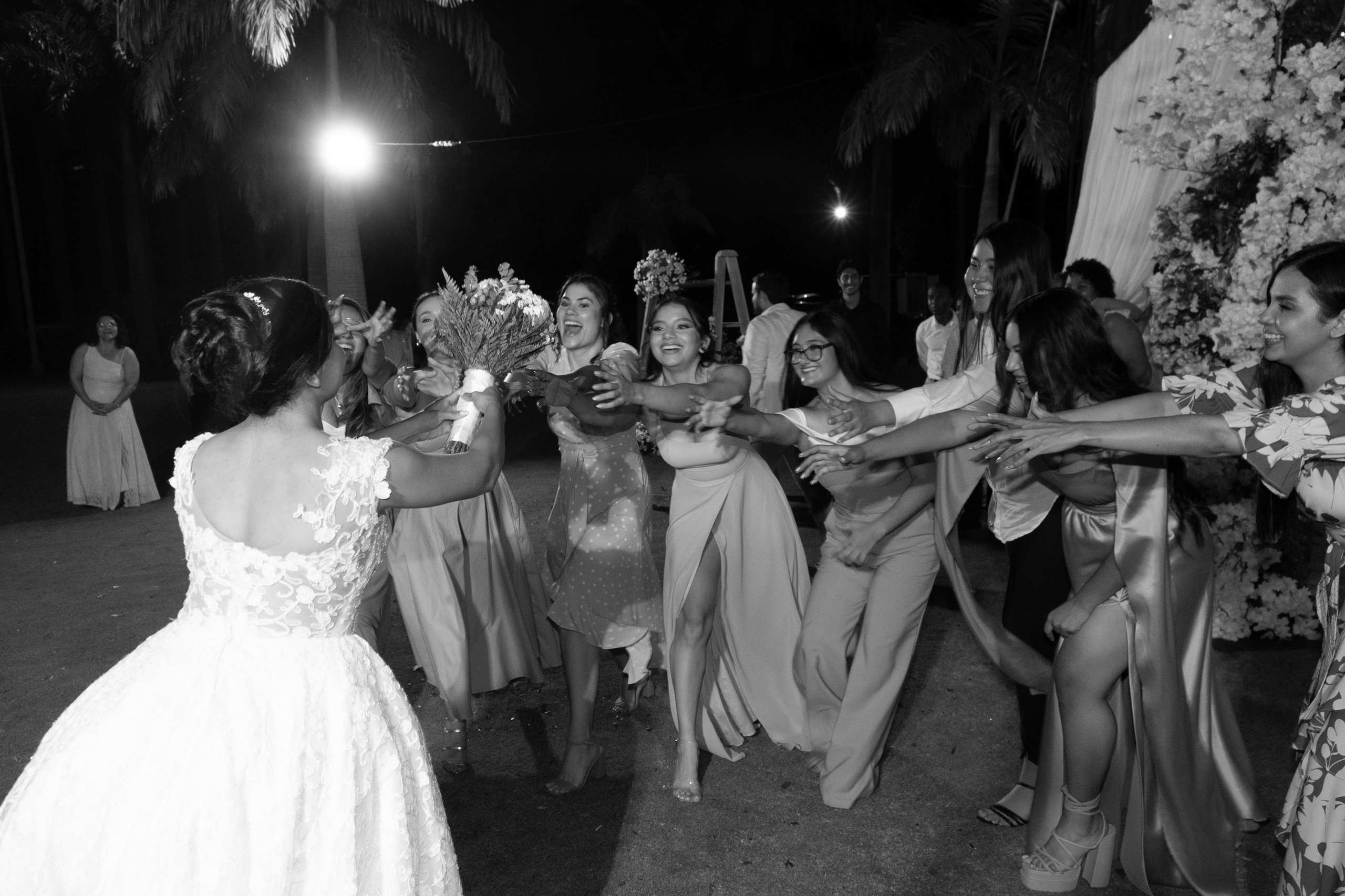 Carola & Gerson. Wedding Photographer in Barcelona and Medellin