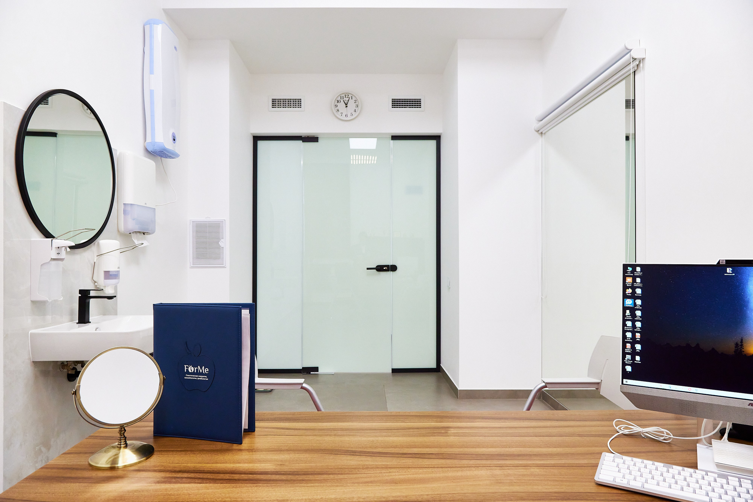 Кабинет пластического хирурга Екимова С. Фотограф Анастасия Леонтьева Санкт-Петербург