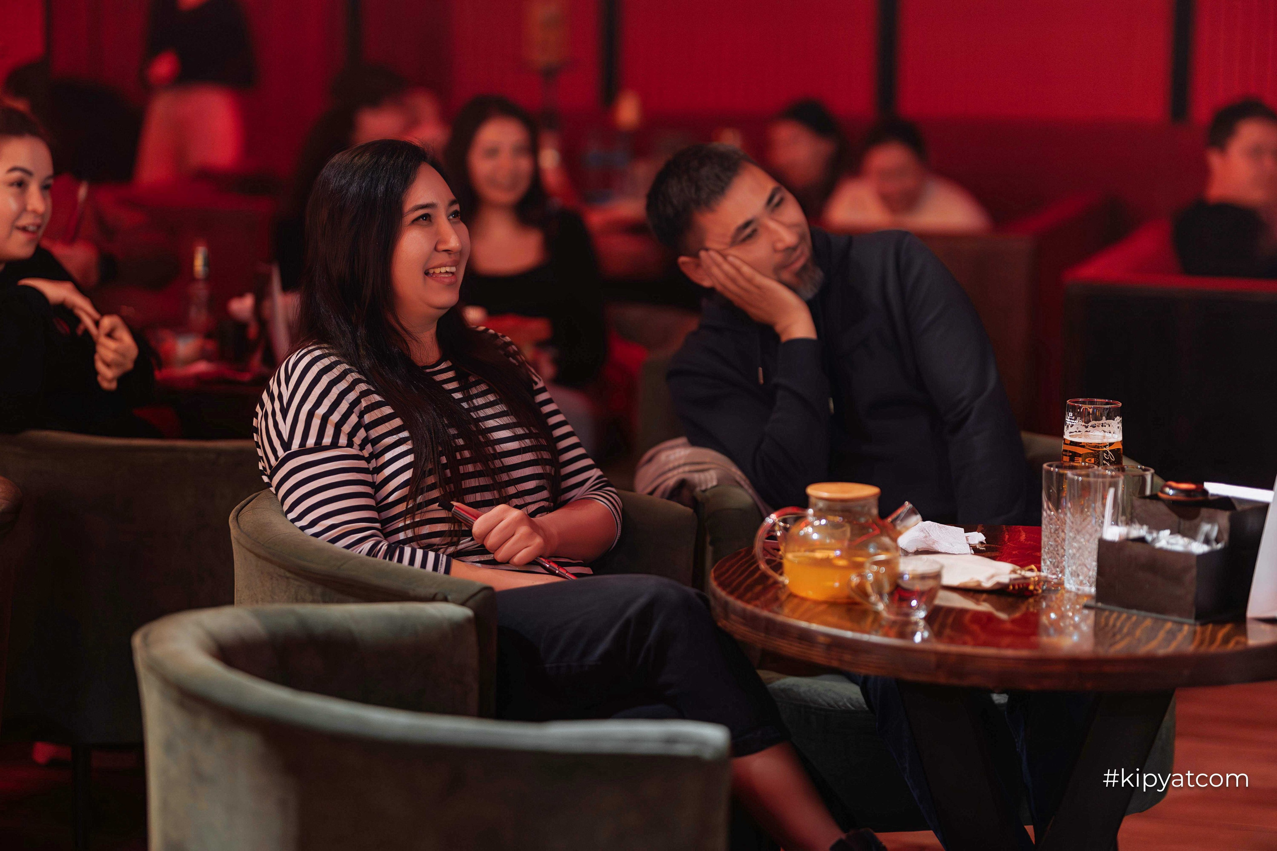 Сольный стендап концерт Александра Меркуль