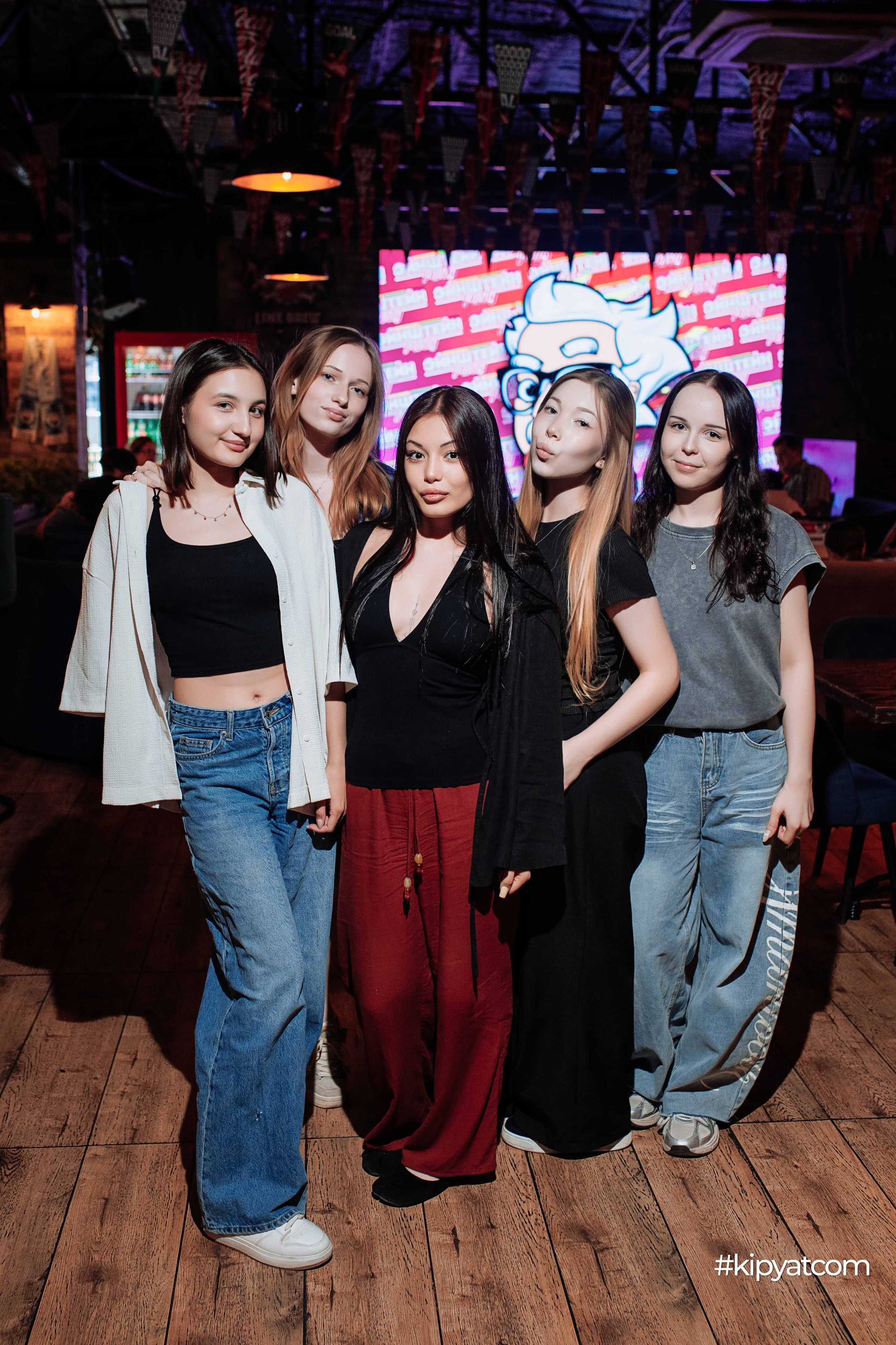 Эйнштейн Party. Кипятком Шымкент