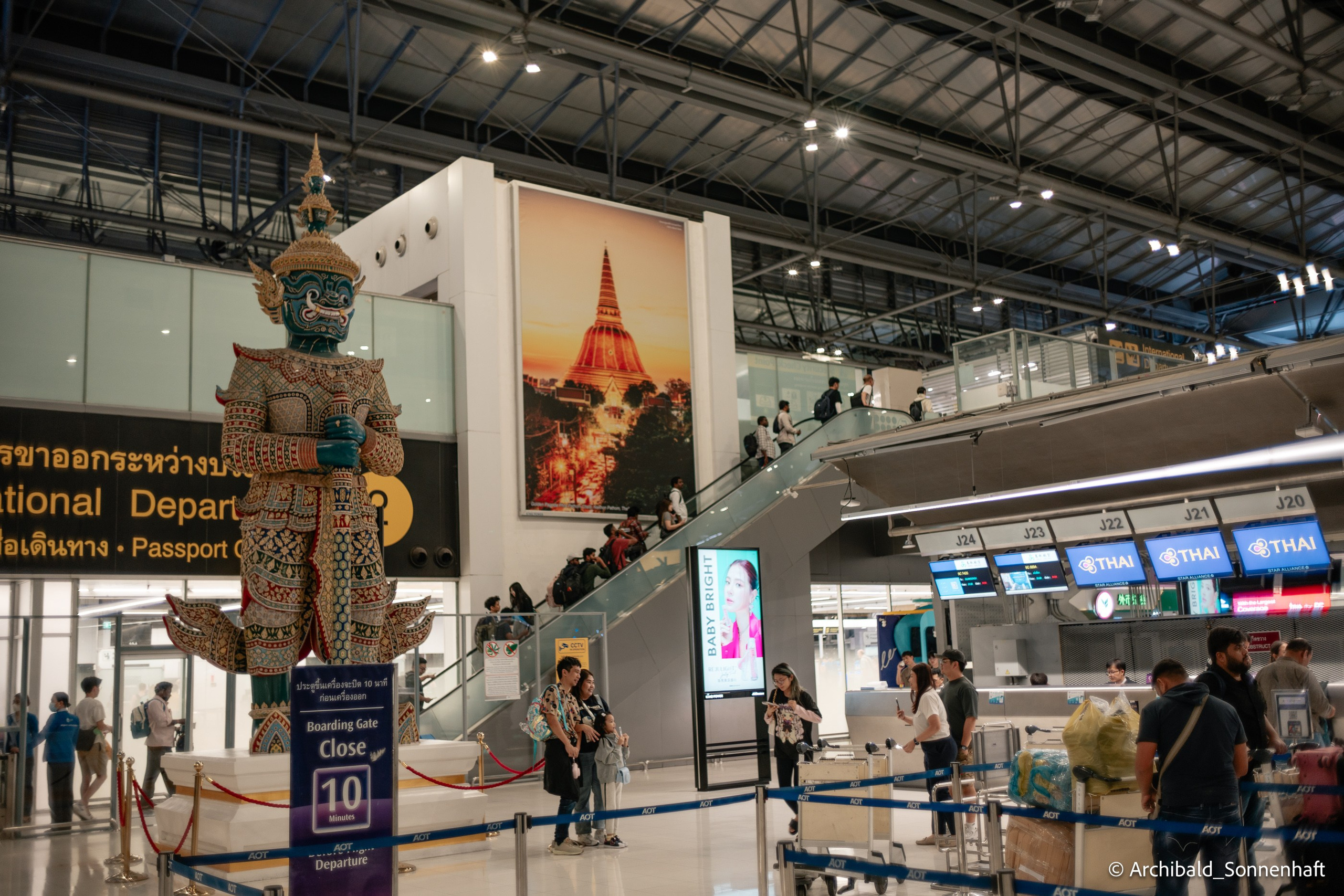 Couple of days in Thai. Photographer in Guangzhou, China. Archibald Sonnenhaft