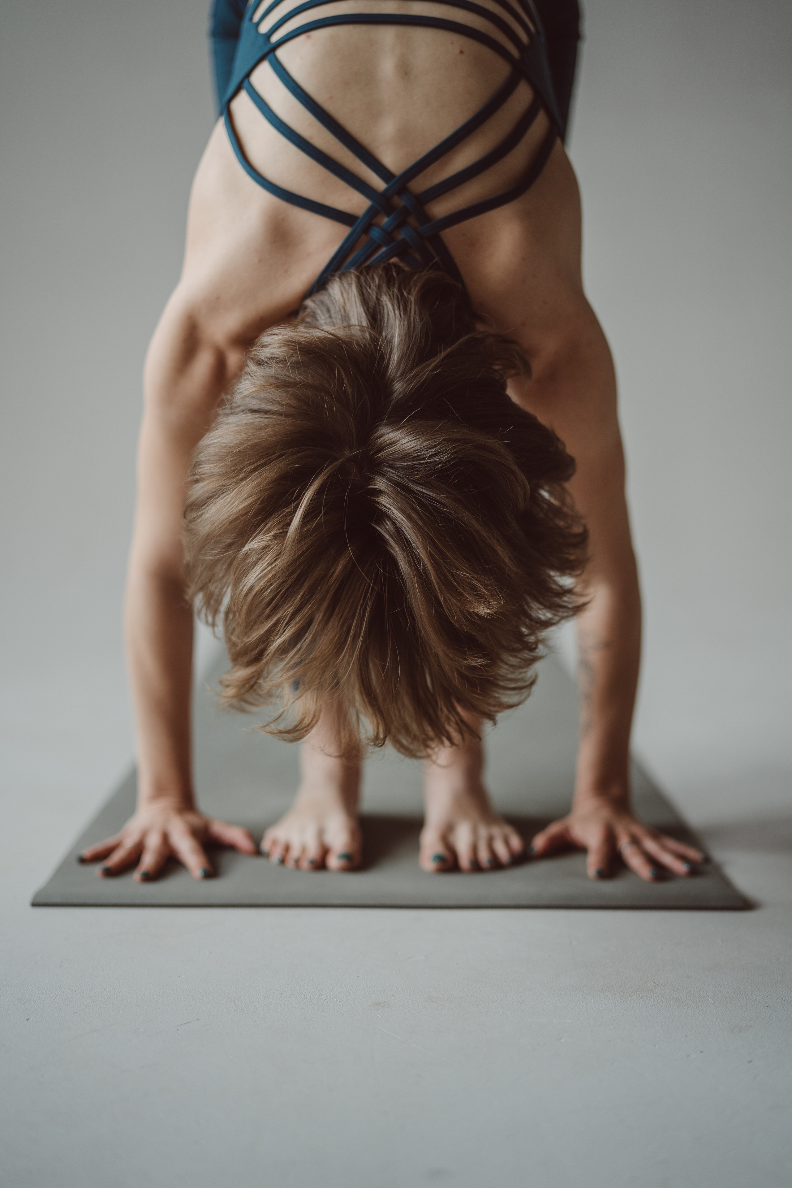 Съемка для контента_йога. Фотограф в Болгарии Eliza Petrovskij