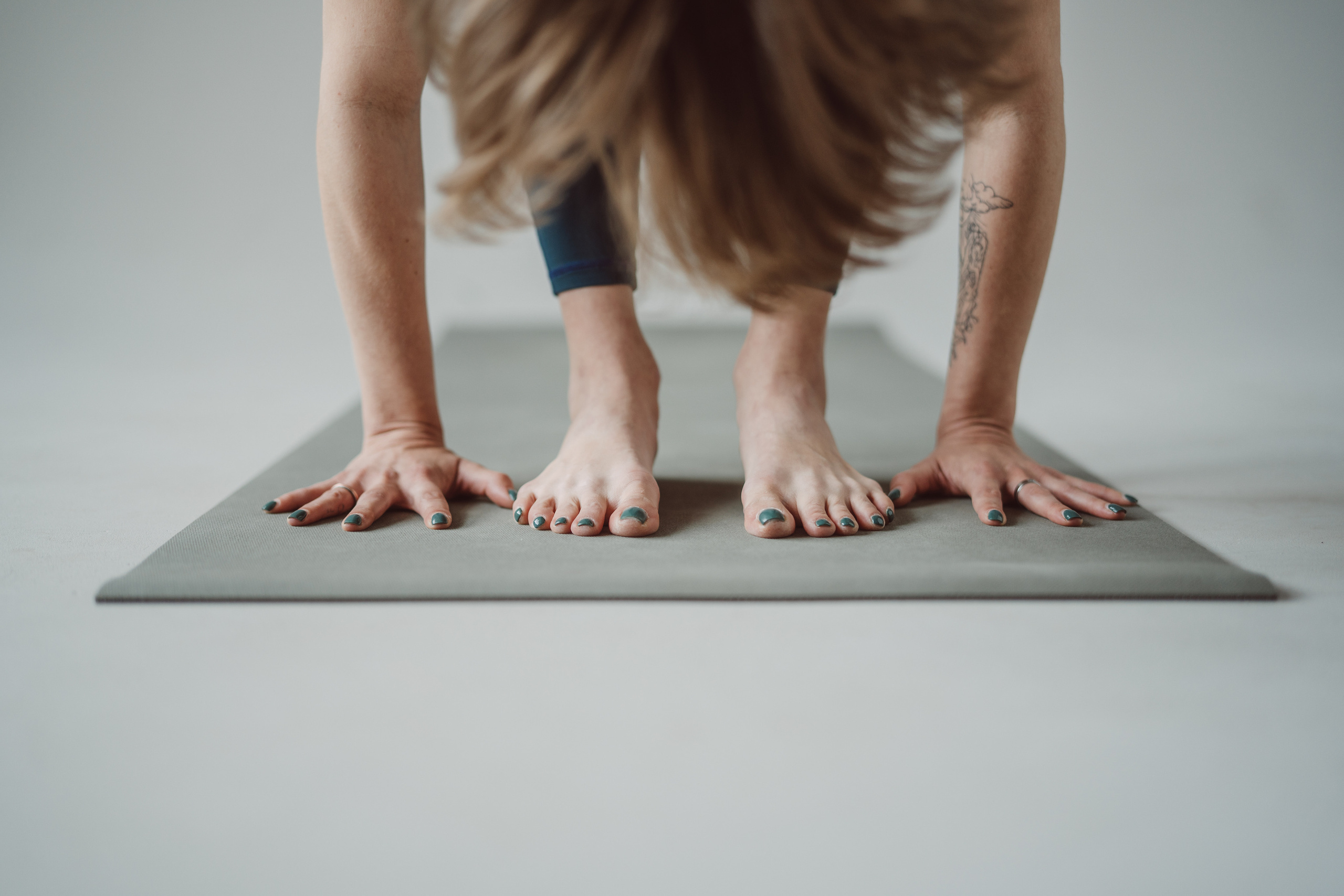 Съемка для контента_йога. Фотограф в Болгарии Eliza Petrovskij