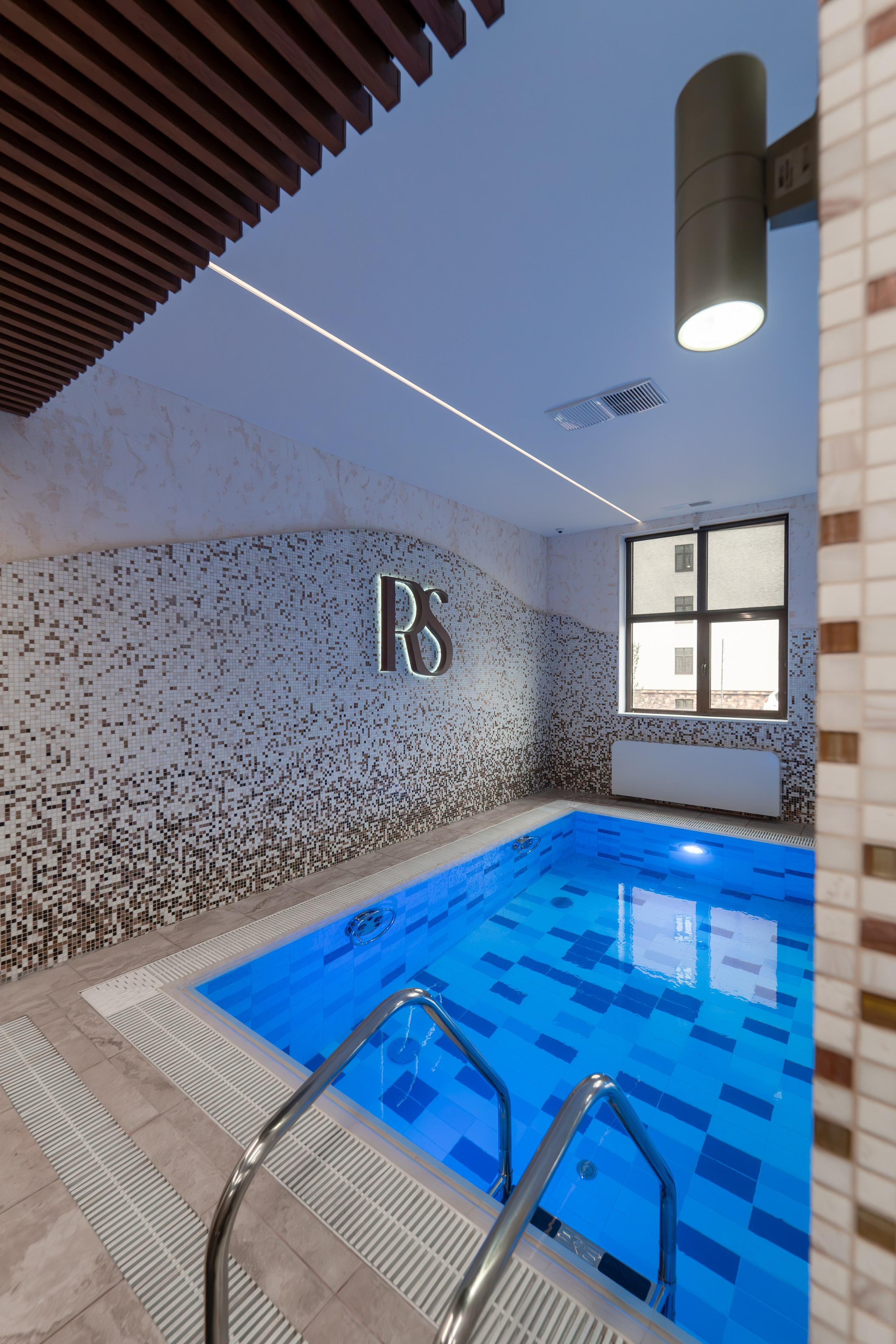 Термальная зона в отеле Rosa Springs. Репортажный фотограф в Красной Поляне и Сочи Павлюченко Екатерина