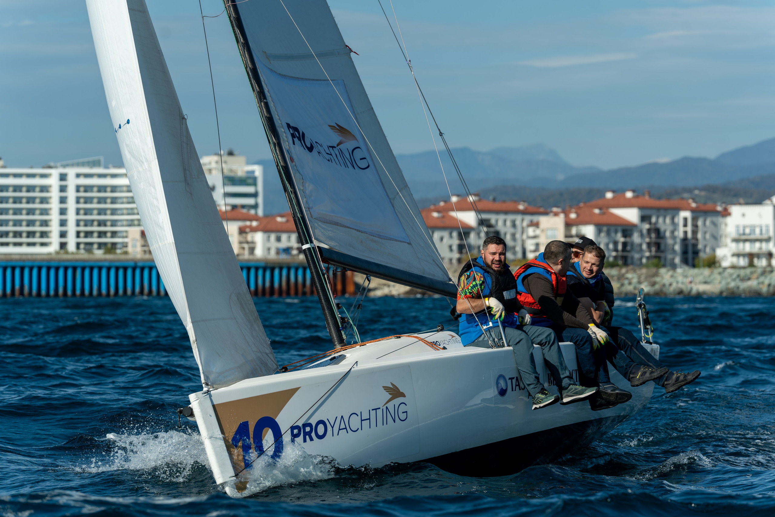 MICE мероприятие для компании «Базис». Репортажный фотограф в Красной Поляне и Сочи Павлюченко Екатерина