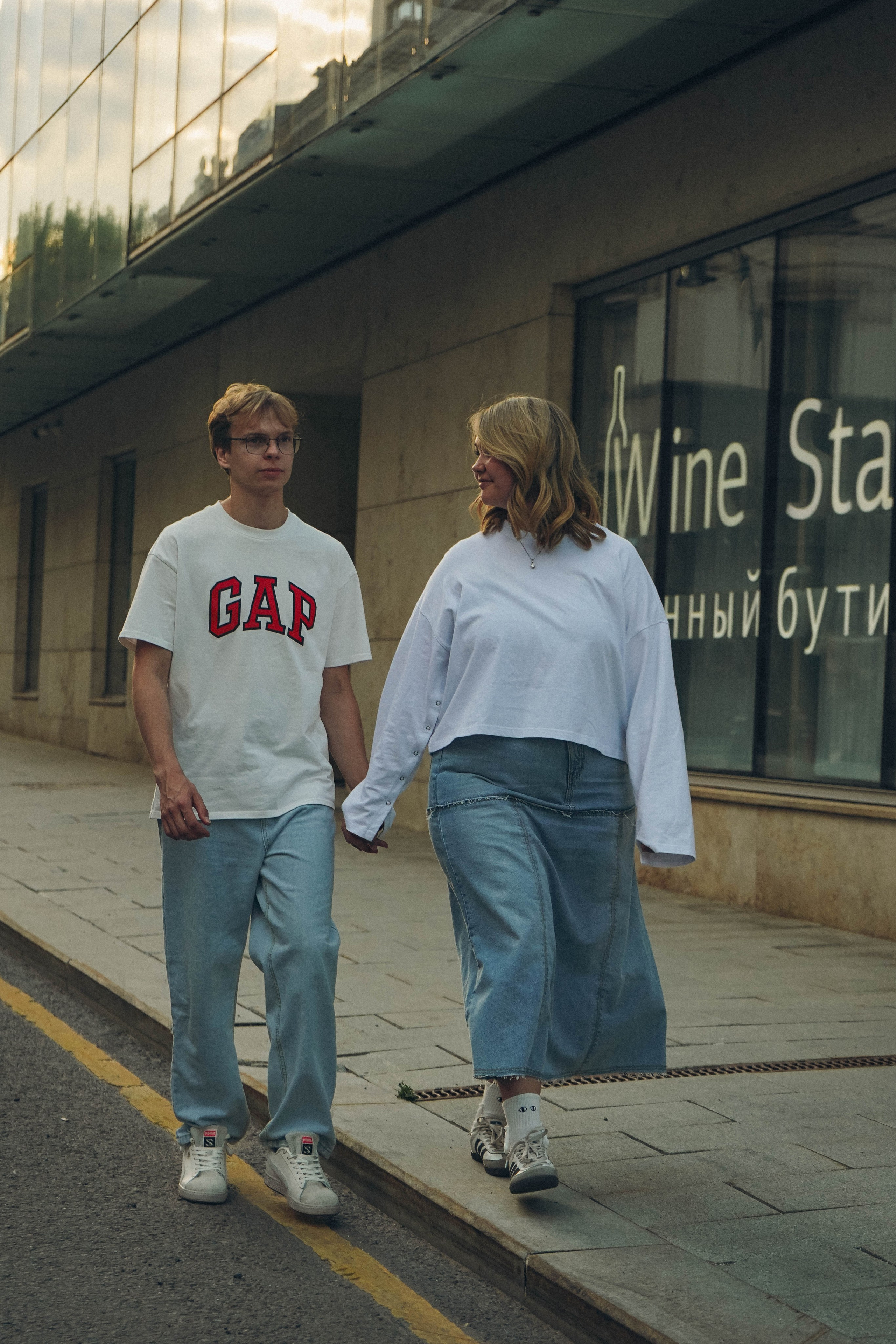 Вася и Дина