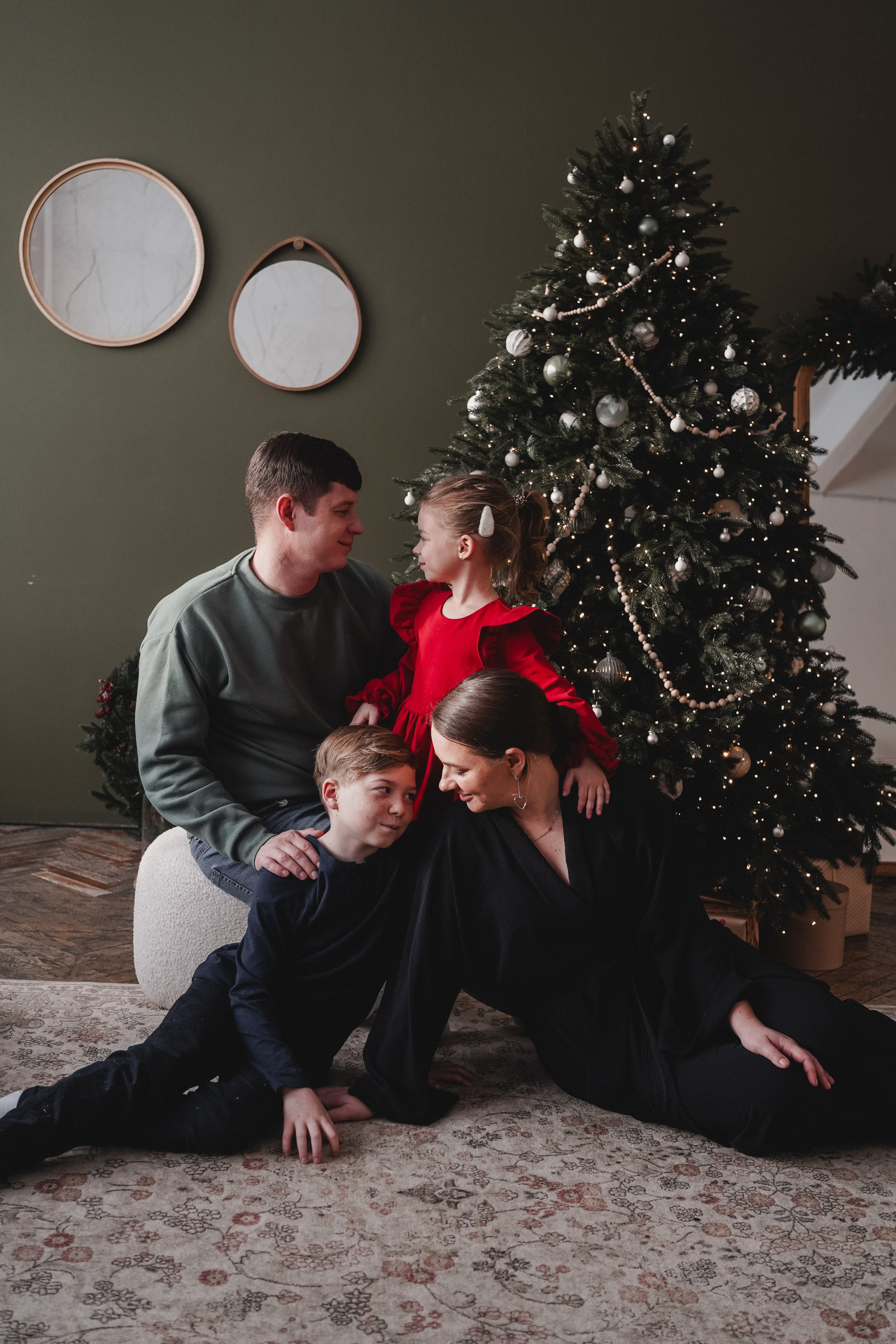 Новогодняя семейная фотосессия. Фото и видео съемка