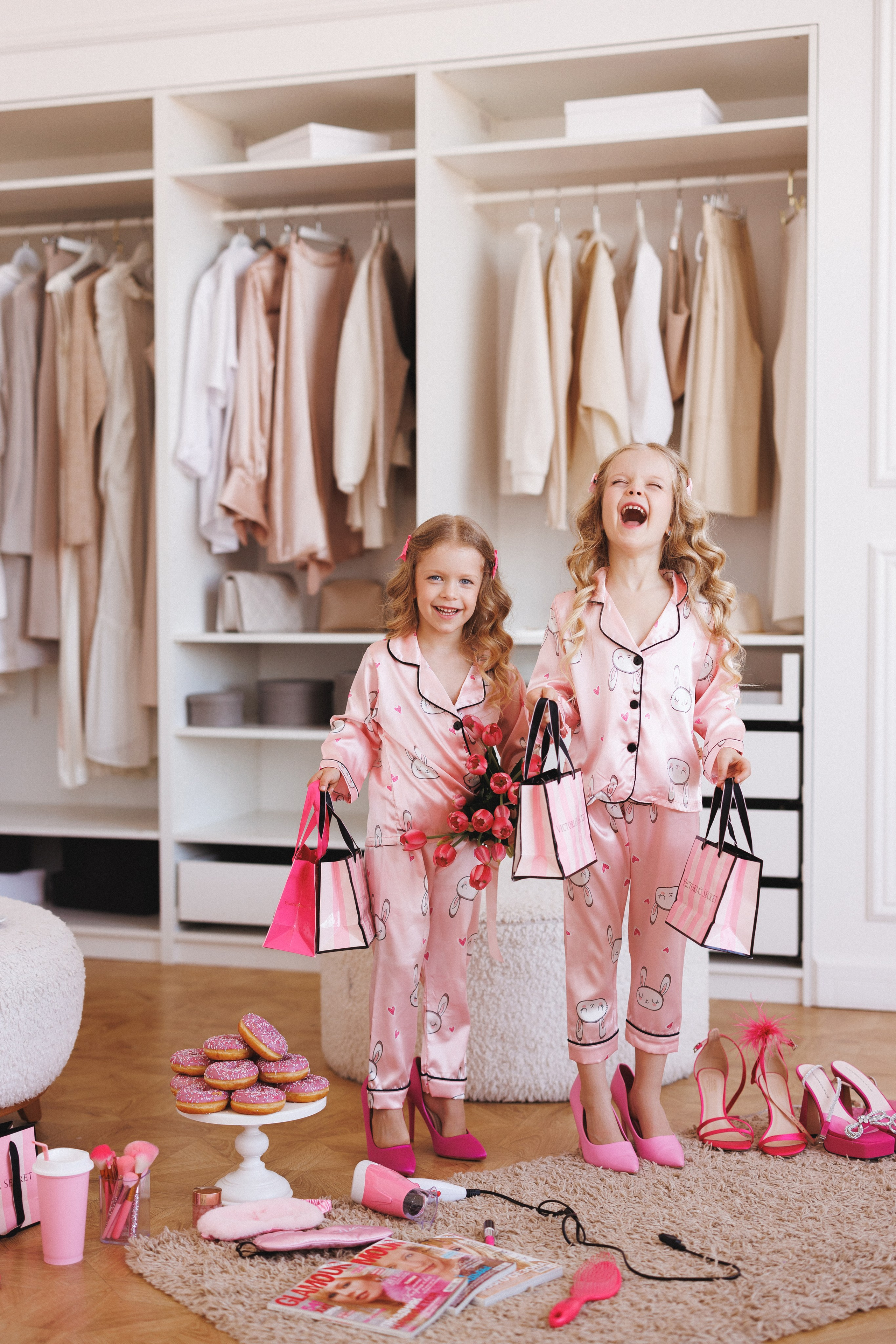 Фотосессия для девочек в тематике «Гардеробная». Семейный и детский фотограф в Краснодаре Анна Трашкова