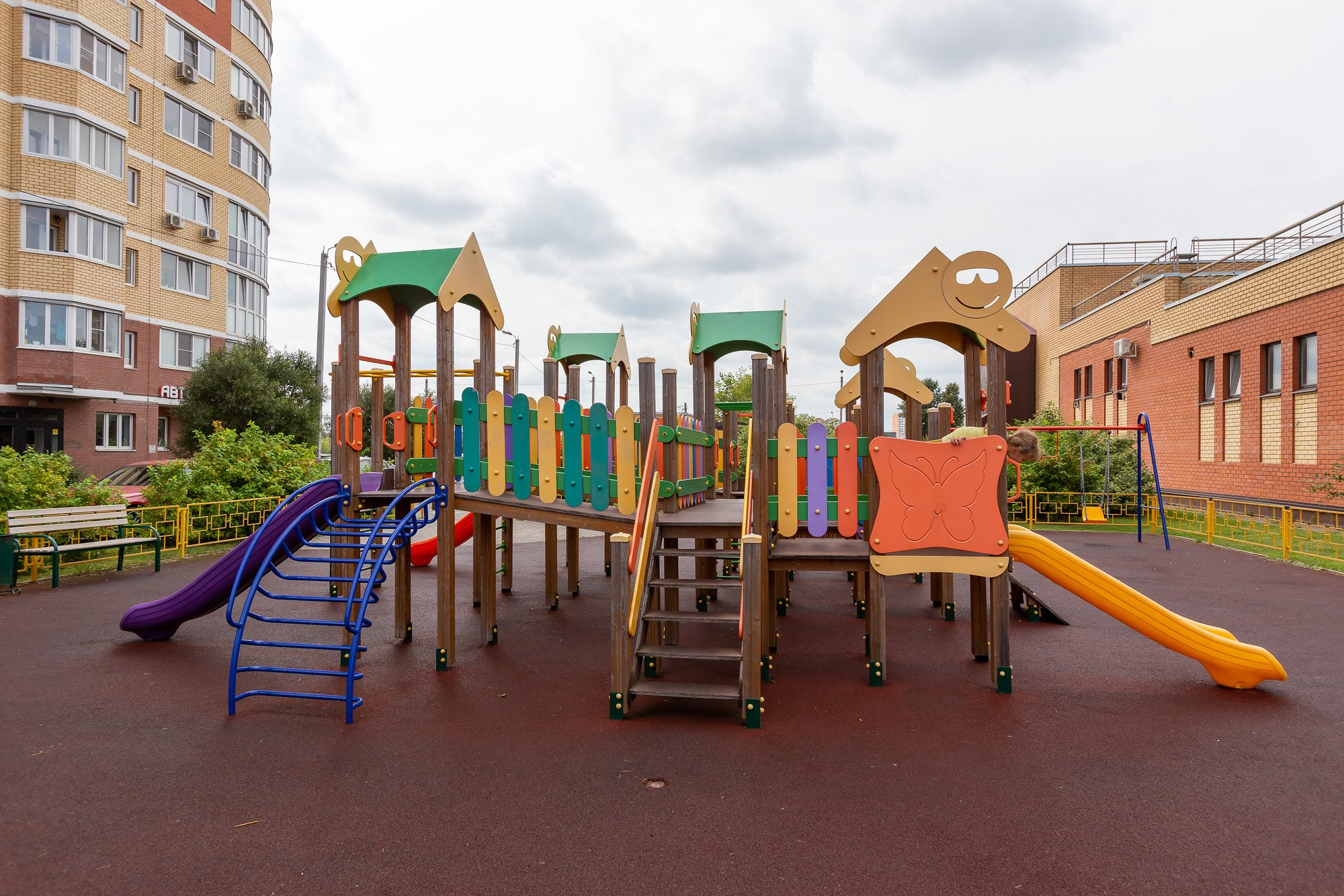 Домодедово. Квартира в теплых тонах на продажу. Интерьерный фотограф в Крыму