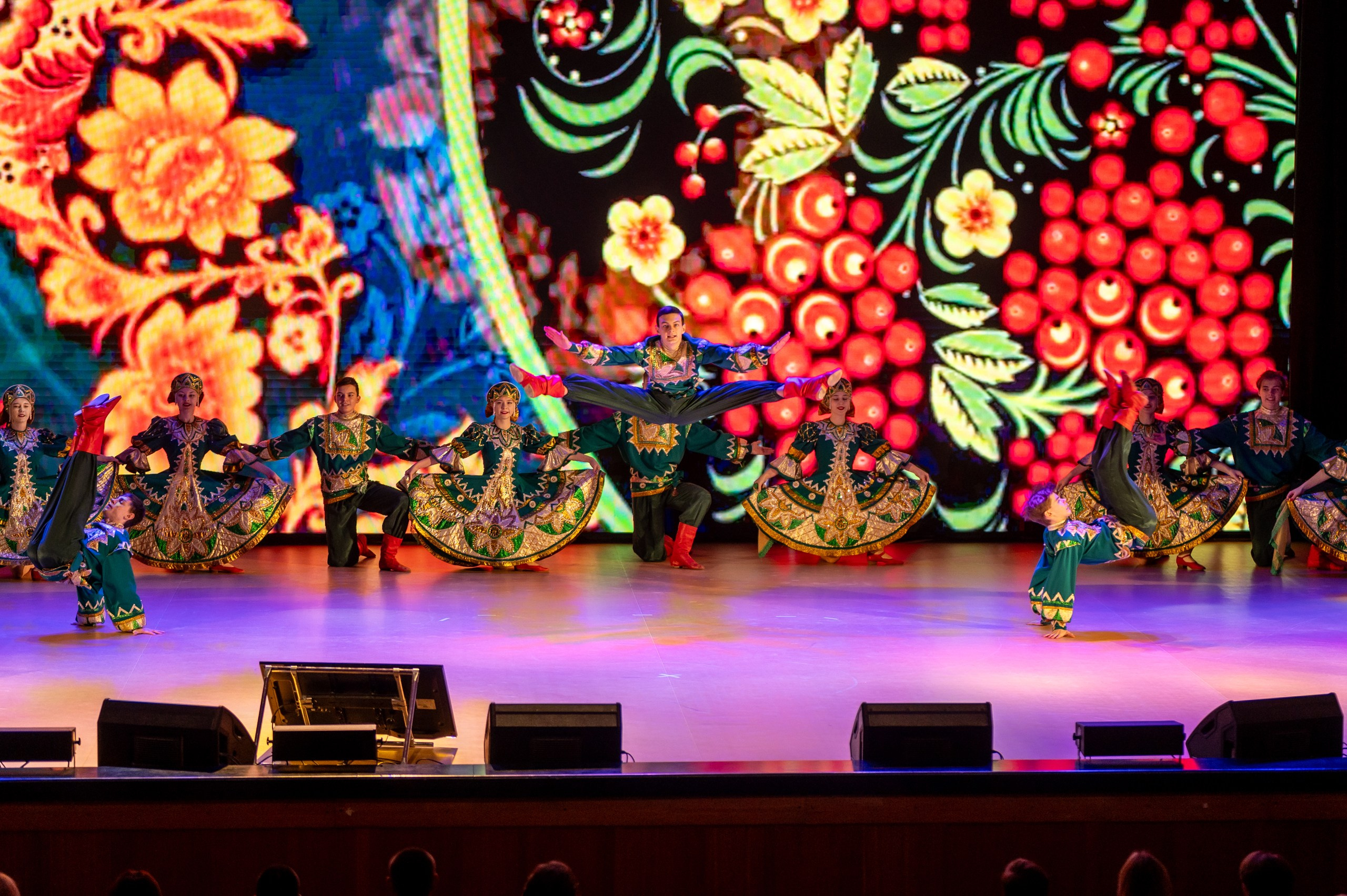 Форум «НОВЫЕ ВОЗМОЖНОСТИ». Белгород. Евгений Тюнин. Режиссура событий в Москве и по России