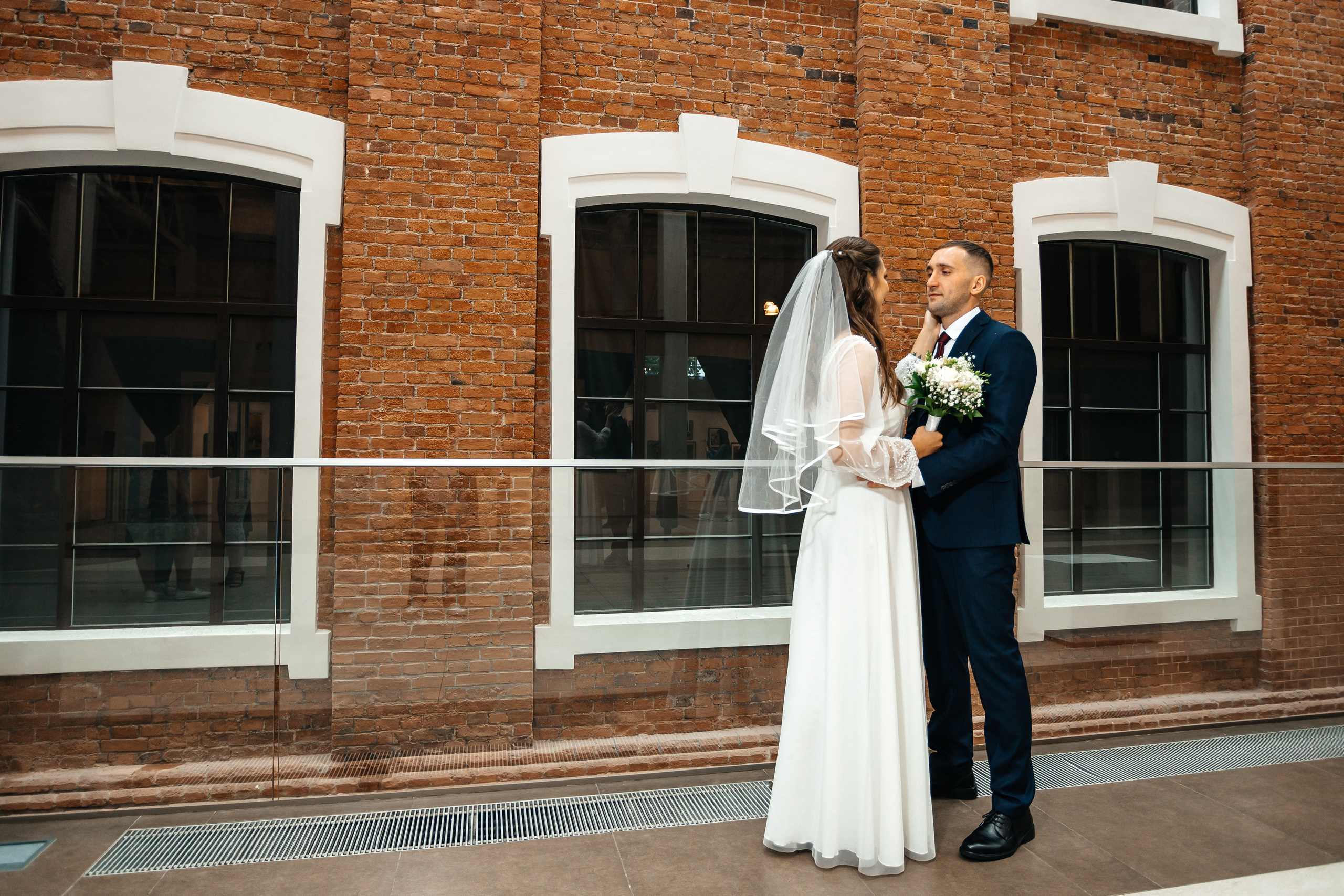 Фотосъёмка регистрации брака в Октябрьском ЗАГСе Светланы и Дениса 27. Александр Оношкин. Свадебный фотограф в Екатеринбурге