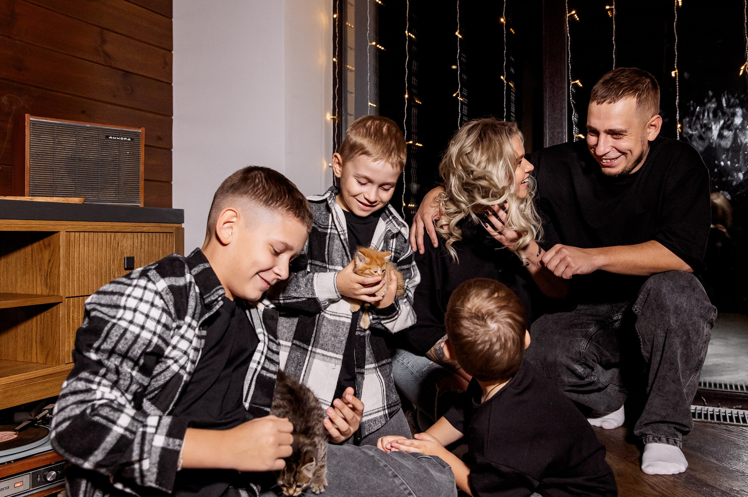 Эдуард и Дарья с сыновьями. Свадебный и семейный фотограф в Челябинске Юлия Ишимова