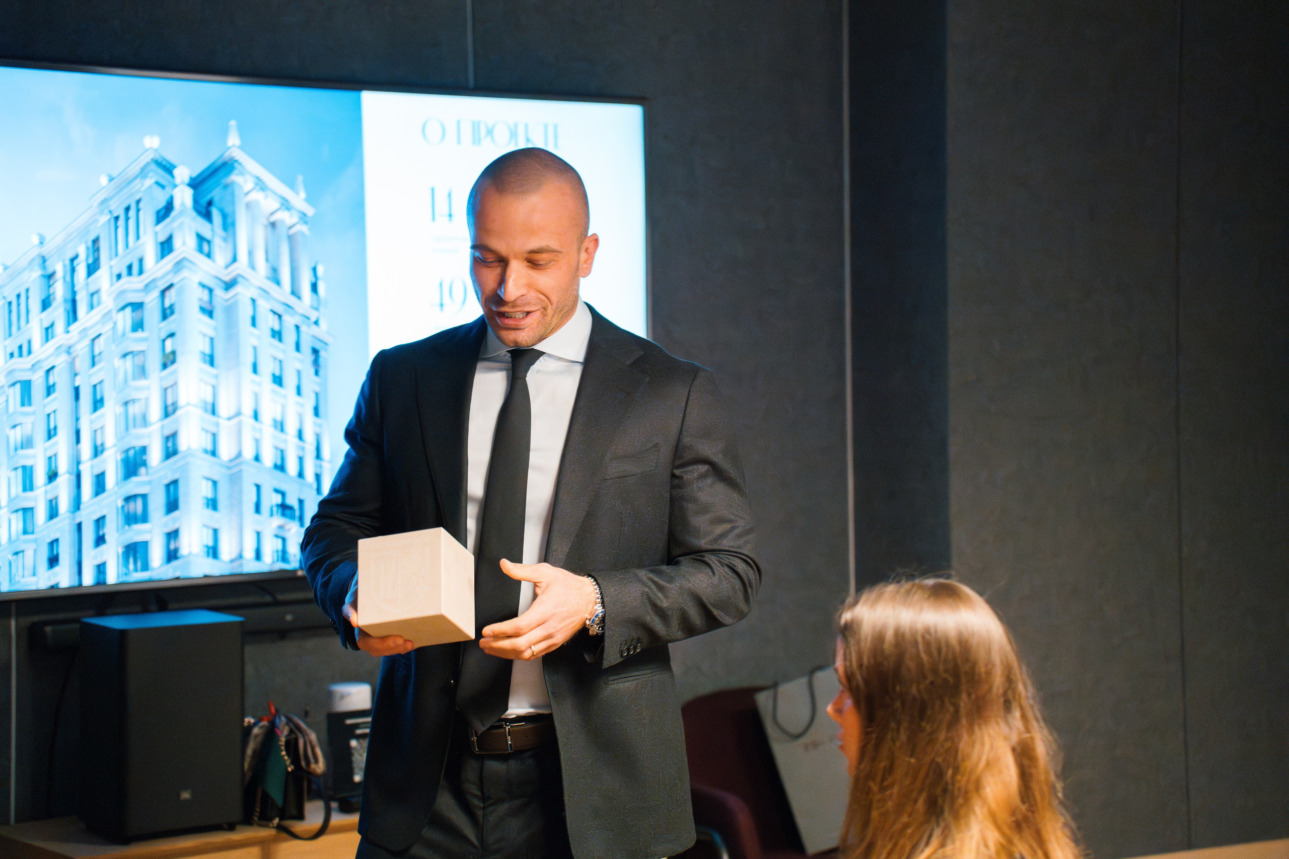 Репортажная съемка деловых встреч и бизнес ланчей. Репортажный фотограф в Москве Вадим Галанин