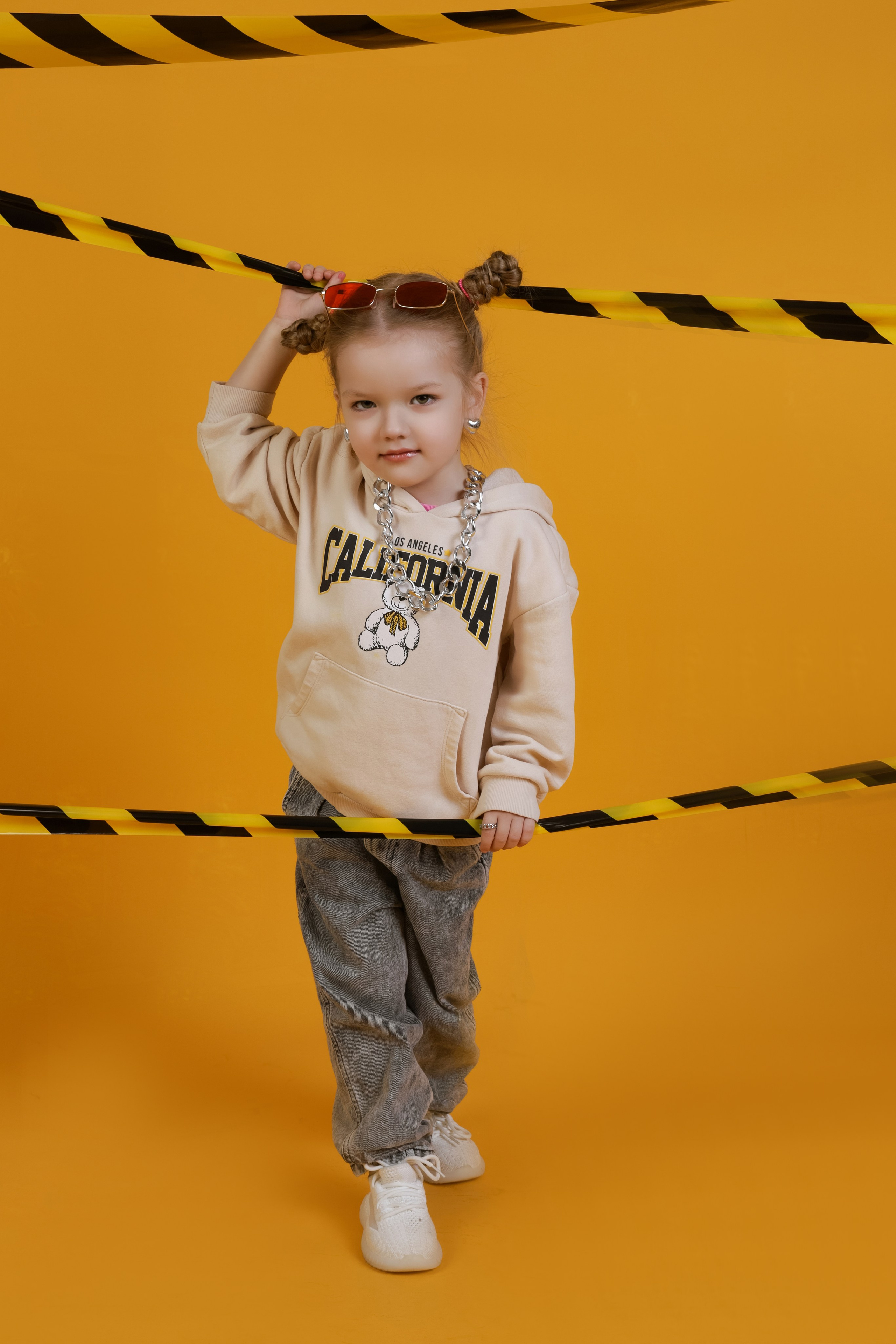 Проект на желтом фоне. АНАСТАСИЯ КУЗНЕЦОВА | ФОТОГРАФ ЧЕБОКСАРЫ