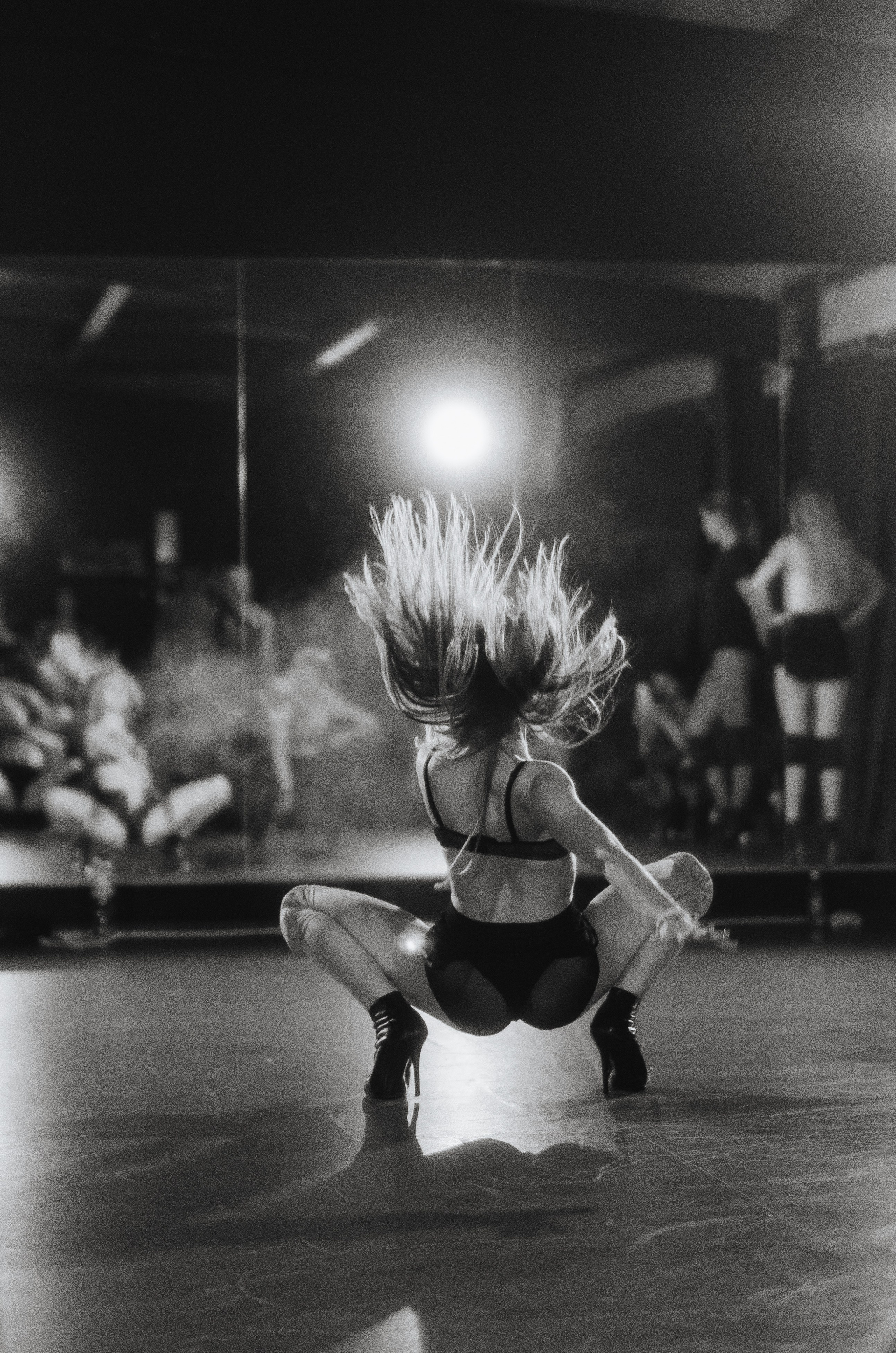 Мастер-классы по High Heels/Girly hip-hop от Оксаны ATTA. Денисова Аля — фотограф для парных съемок и индивидуальных историй в Барнауле