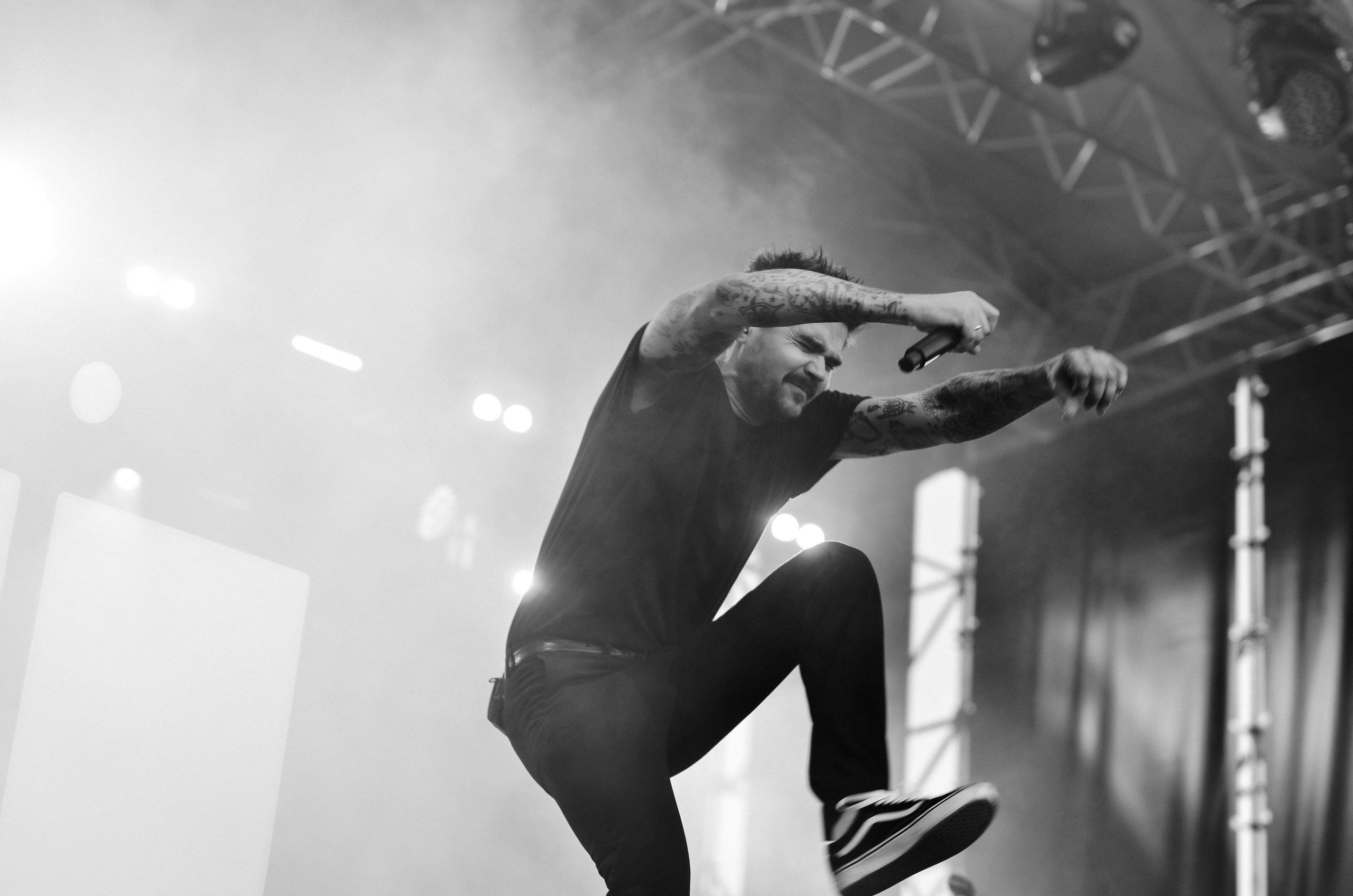 Концерт The Hatters на фестивале «Грань» в Барнауле. Денисова Аля — фотограф для парных съемок и индивидуальных историй в Барнауле