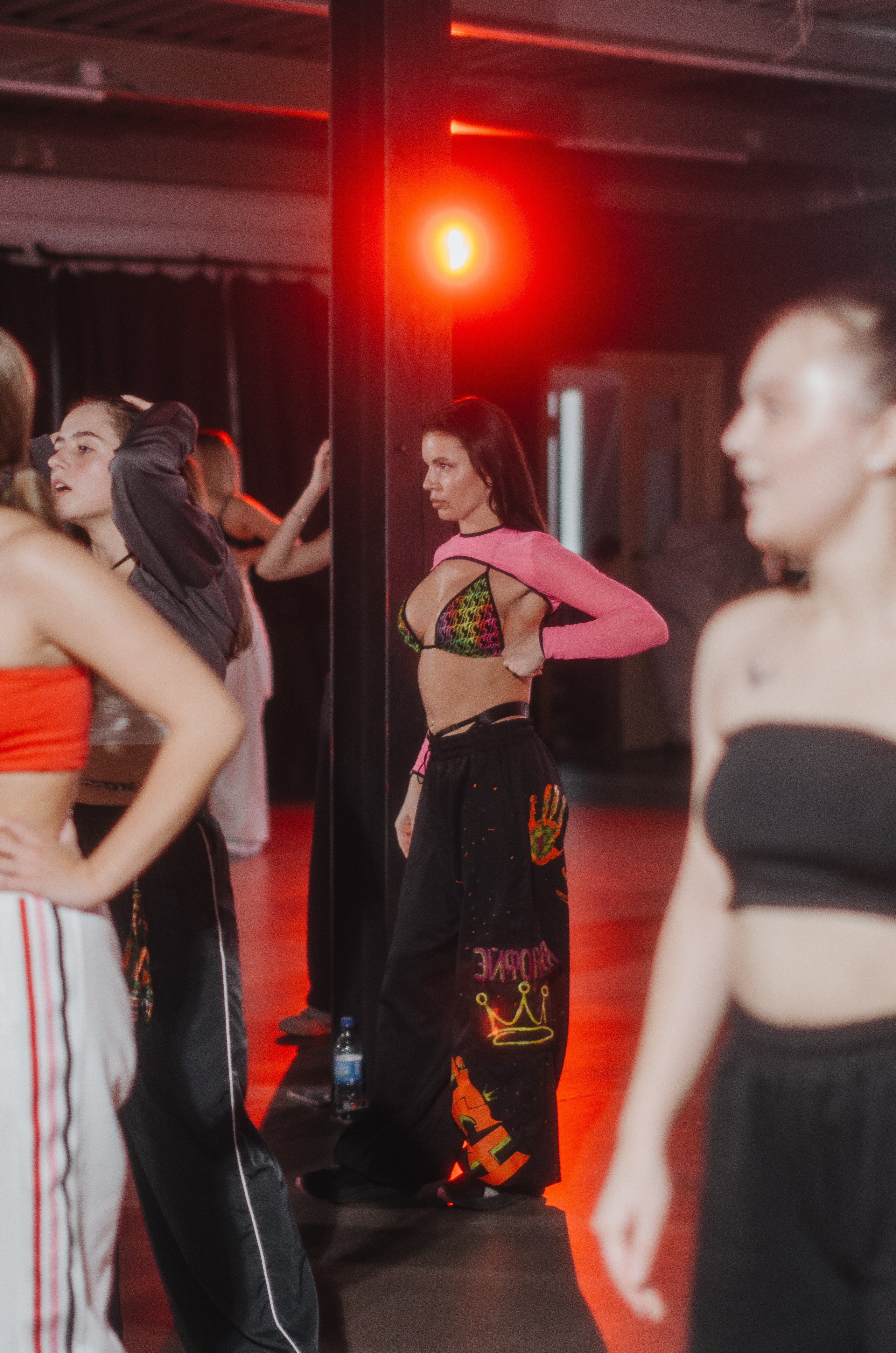 Мастер-классы по High Heels/Girly hip-hop от Оксаны ATTA. Денисова Аля — фотограф для парных съемок и индивидуальных историй в Барнауле