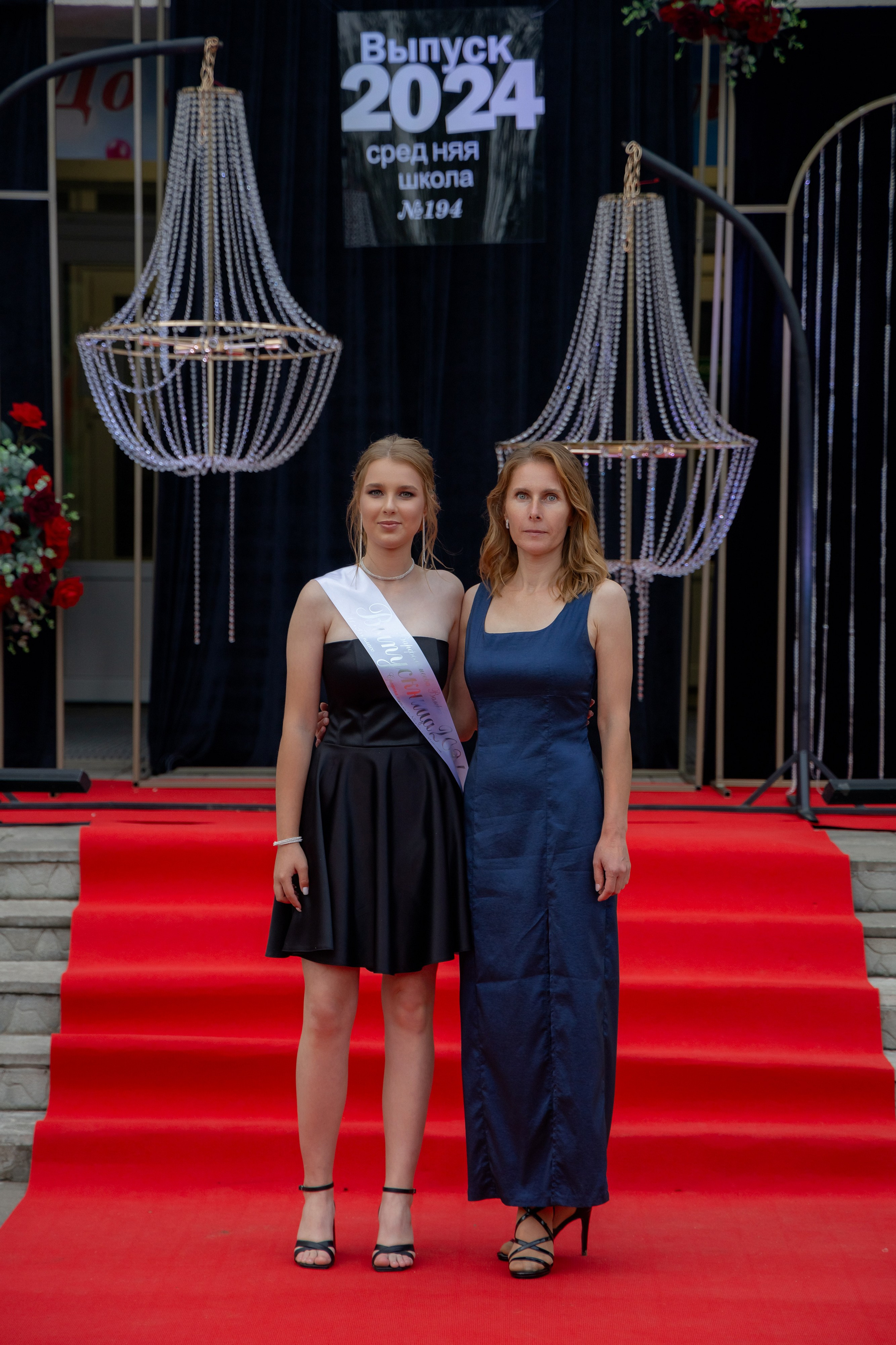 Школьный выпускной 2024 год в Соколе (Минск). Свадебный фотограф в Минске/Беларуси Сергей Спиридонов