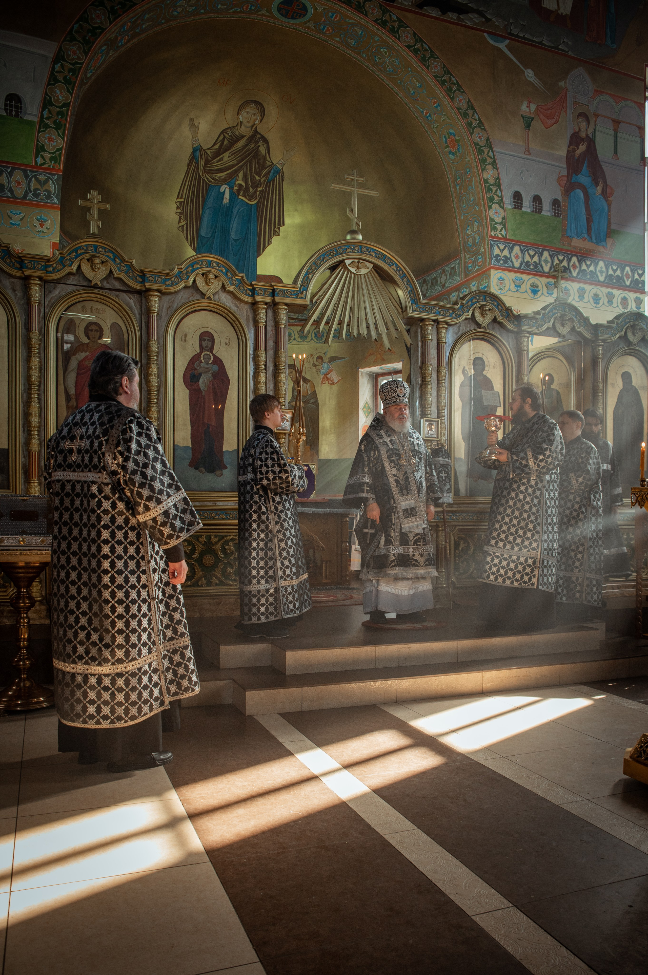 Преждеосвящение Даров. Храм Серафима Саровского. Церковный, семейный и репортажный фотограф Волгоград, Волжский