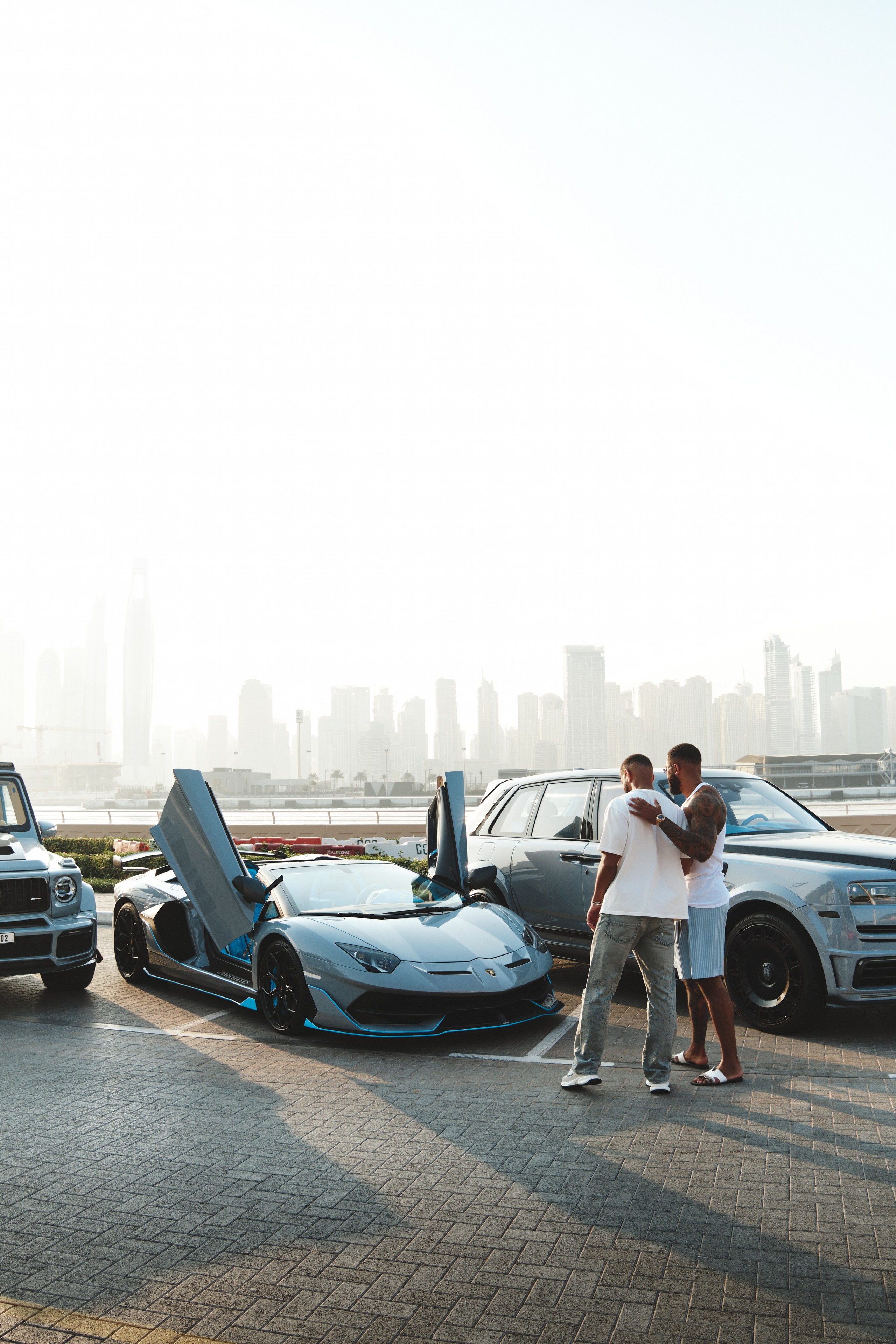 Samuel Onuha & Ruben Onuha. NOIZOMAX Художественный фотограф в Дубай