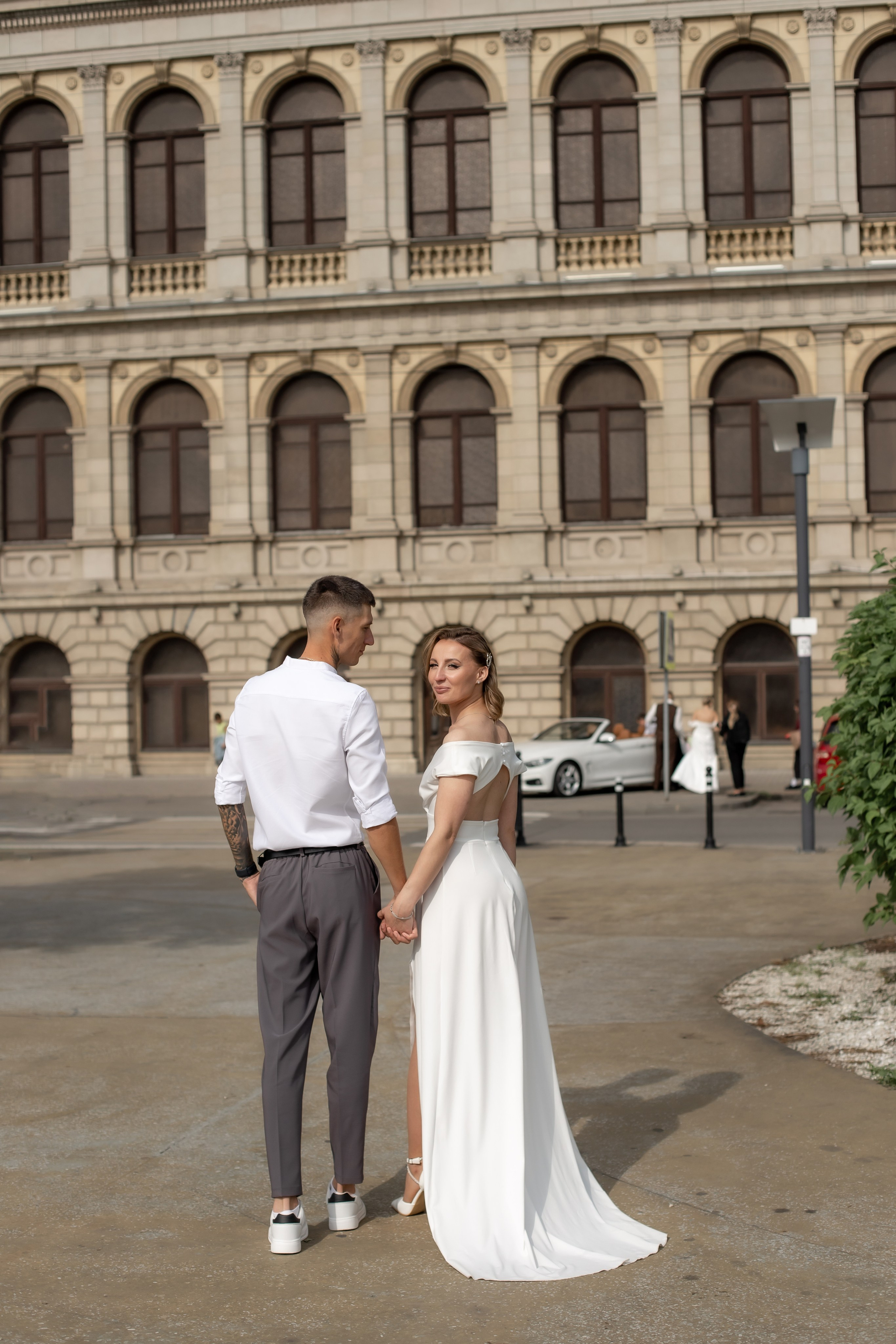 Саша и Вика. Биржевой сквер. Фотограф в Калининграде Решетникова Алина
