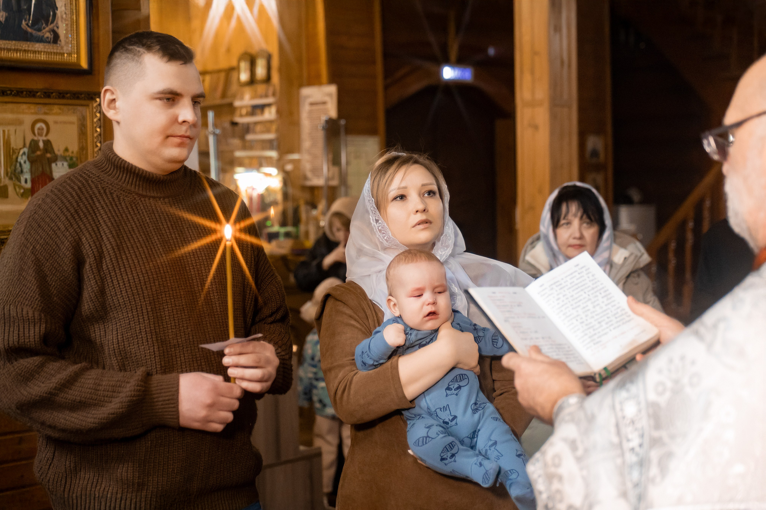 Крещение в храме возле Рио. Фотограф Белгород
