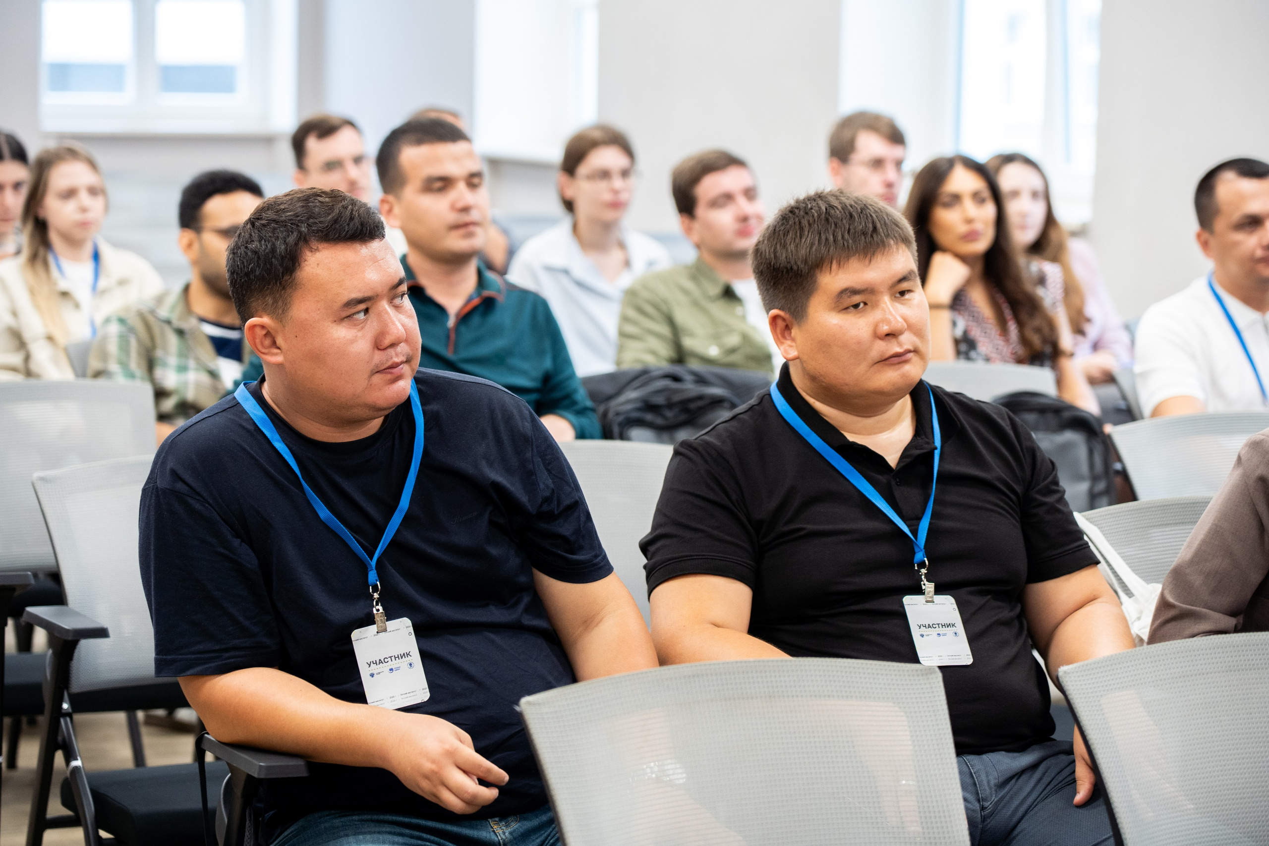 «Летний институт», посвящённый историческим процессам на евразийском пространстве. Репортажный фотограф в Москве Легкая Софья