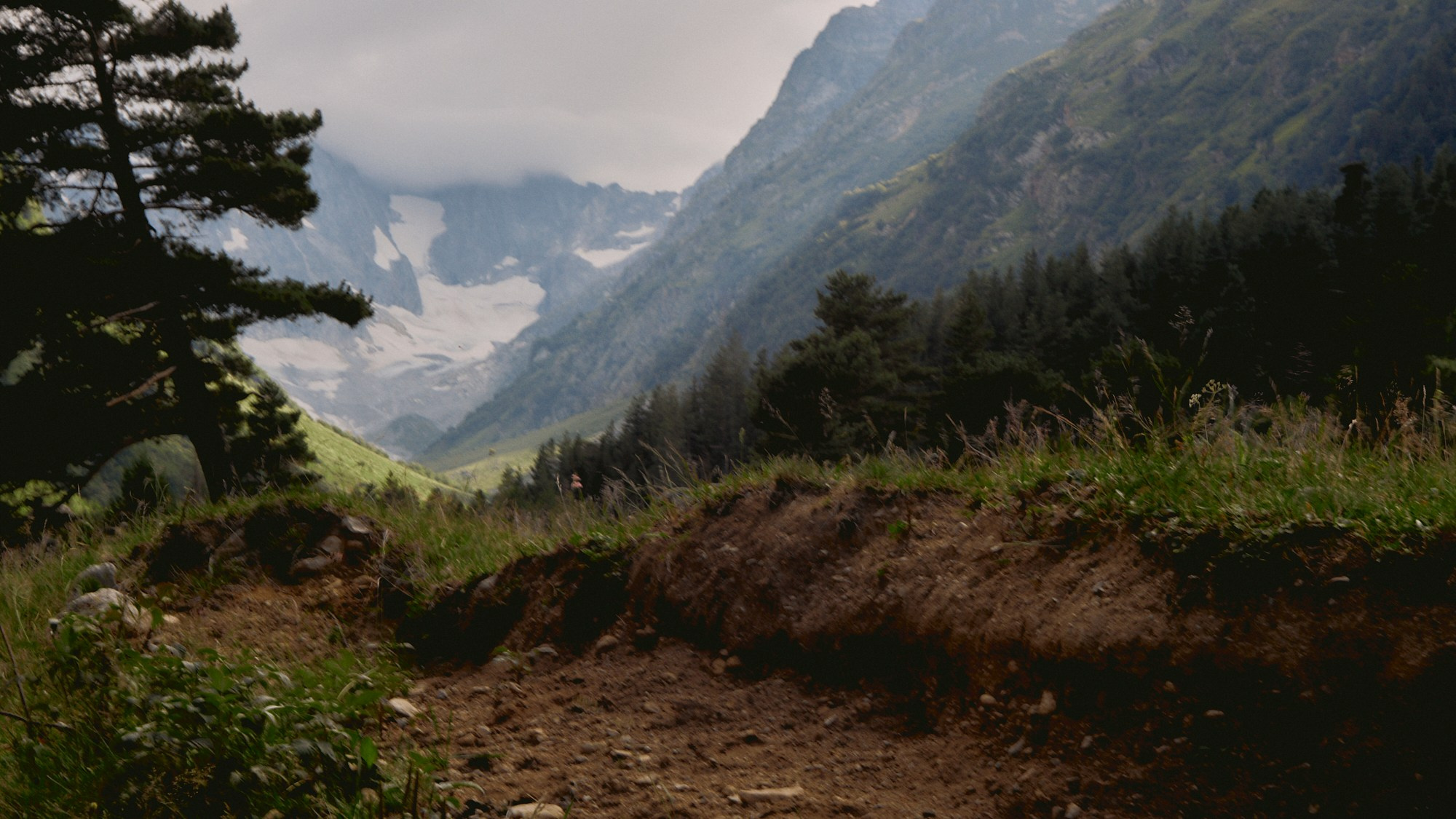 TRAVEL. EVGENYA PERESADOVA