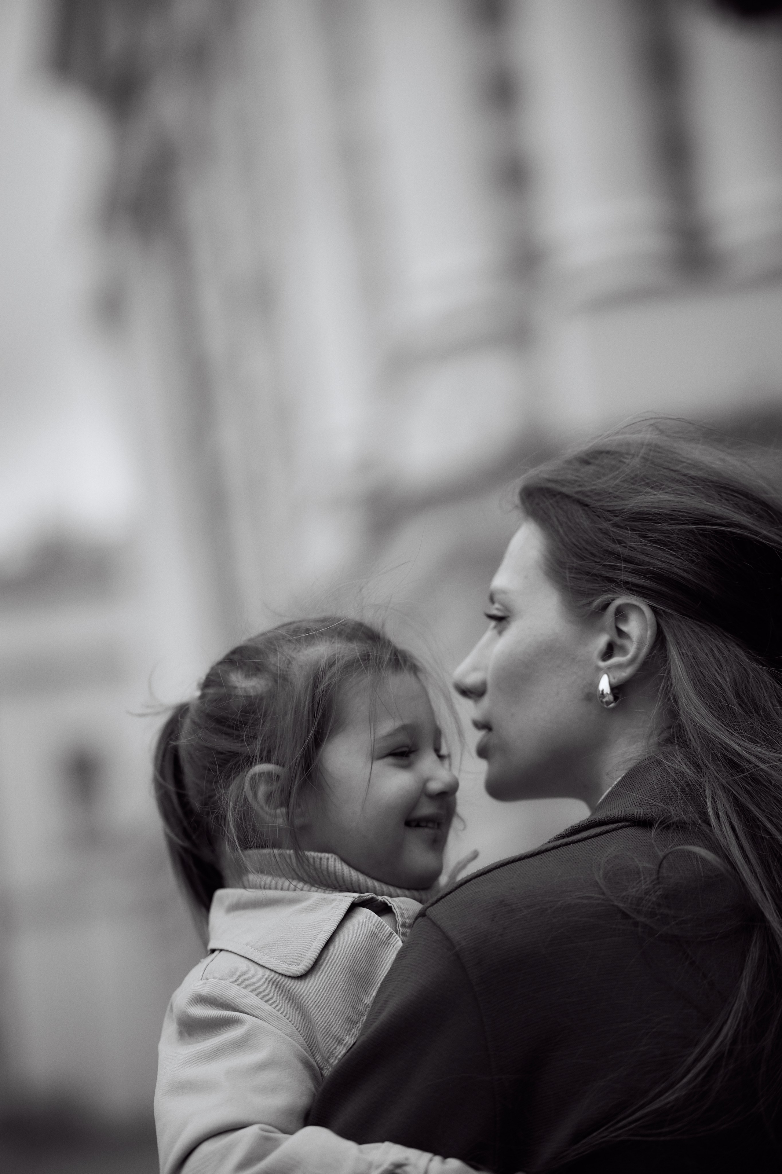 Рита и Кира. Прогулка по центру. Семейный и свадебный lifestyle-фотограф в Москве Мария Петрова