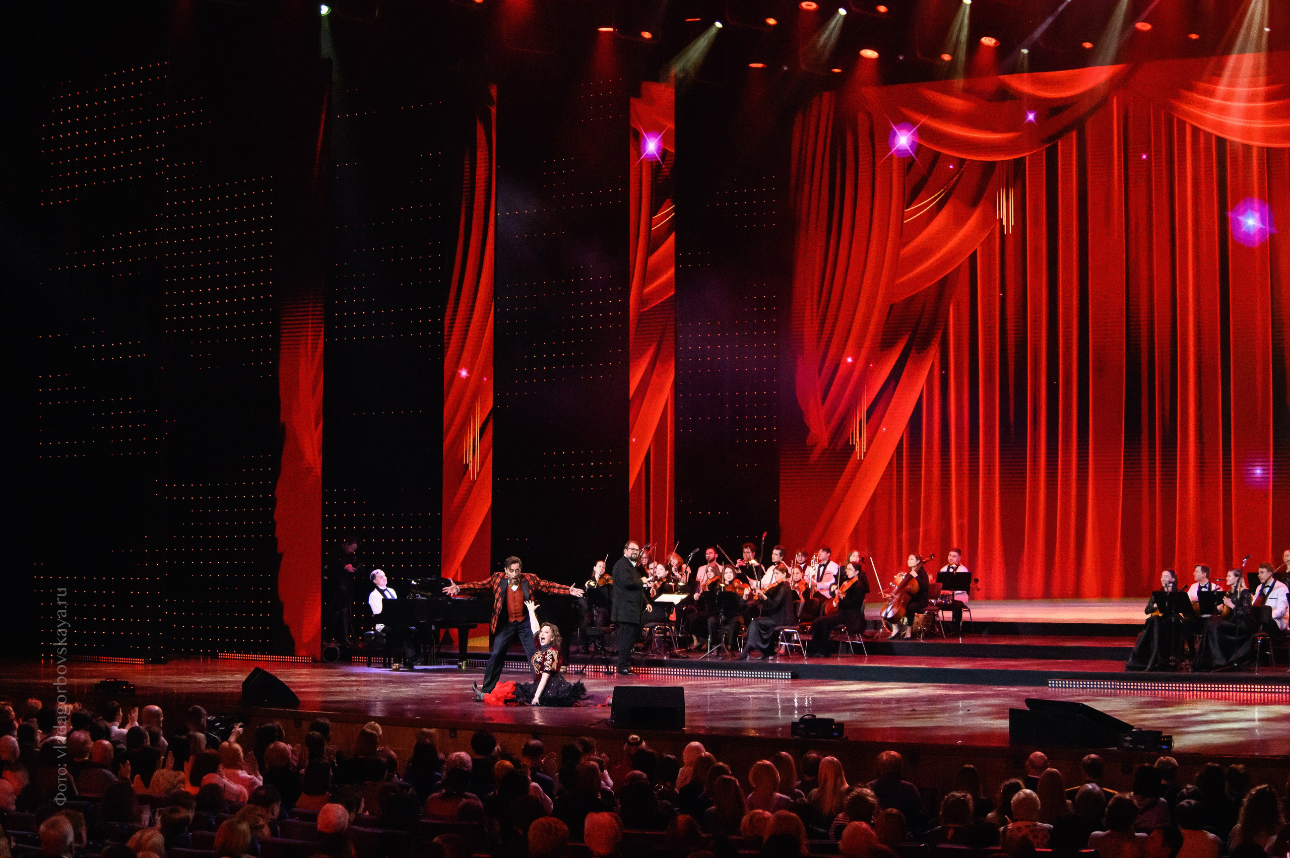 К 95-летию со дня рождения композитора Андрея Петрова. Бренд-фотограф для экспертов и блогеров в Москве Влада Горбовская