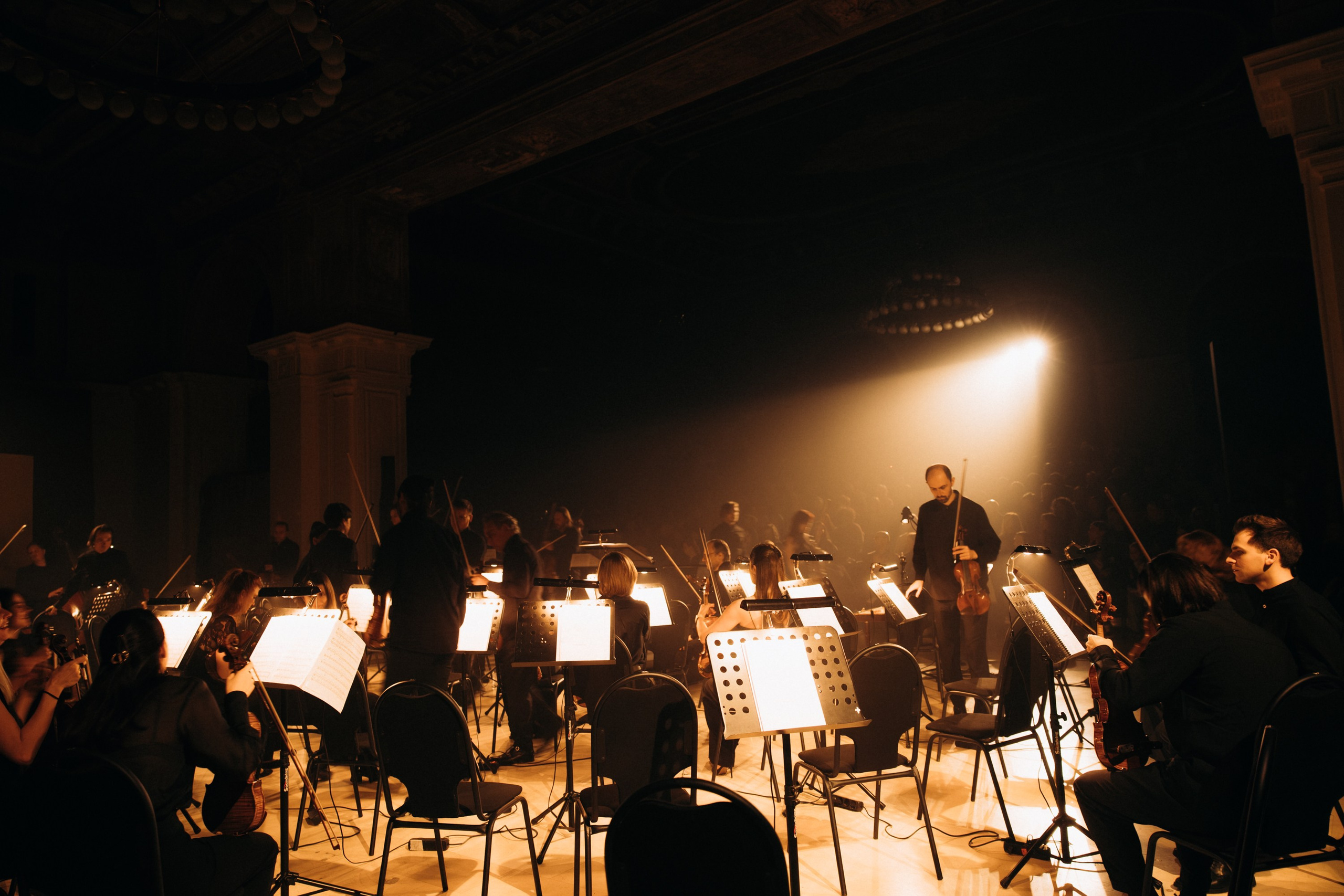 Концерт музыки композитора-резидента Алексея Ретинского «Dom Radio». Репортажный фотограф в Санкт-Петербурге Александр Паклин