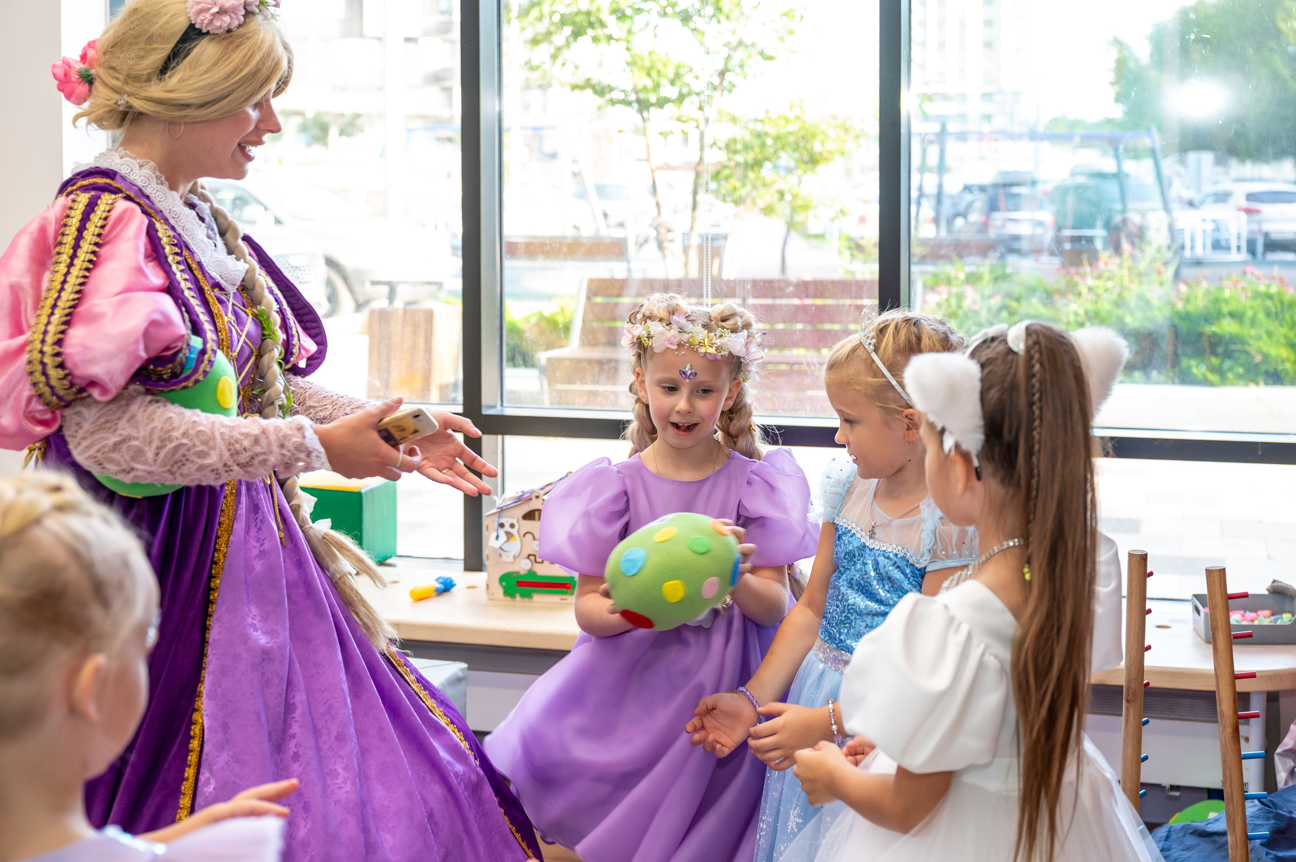 ДР в лофте с фокусником